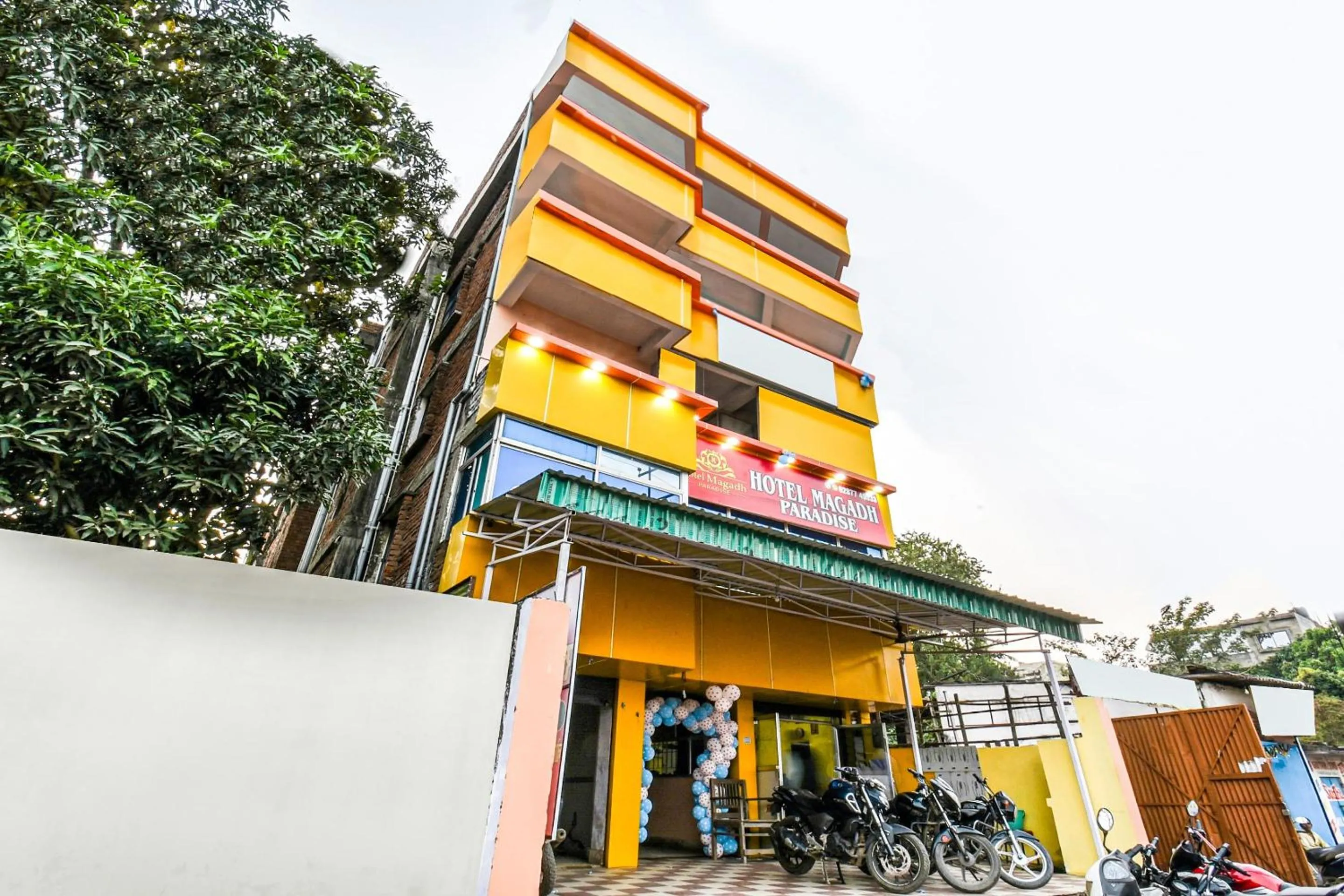 Facade/entrance in Hotel O River View