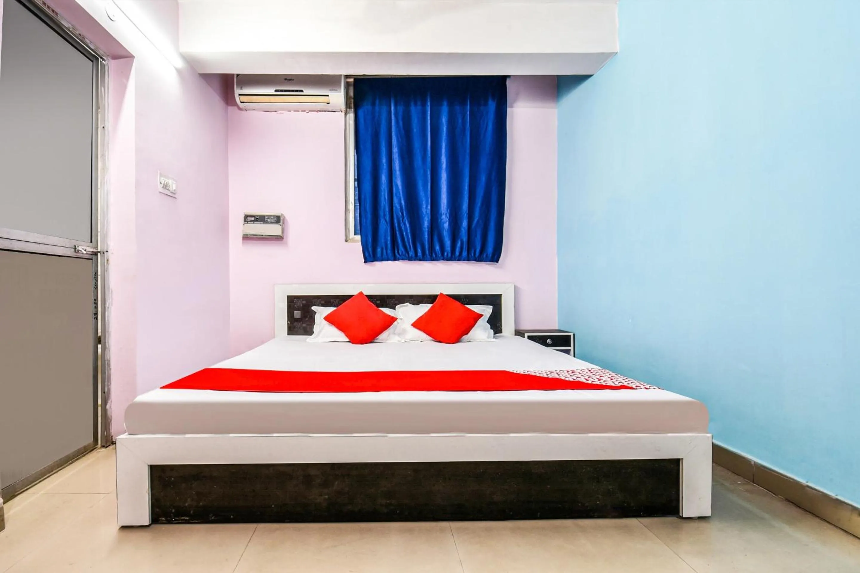 Bedroom in Hotel O River View