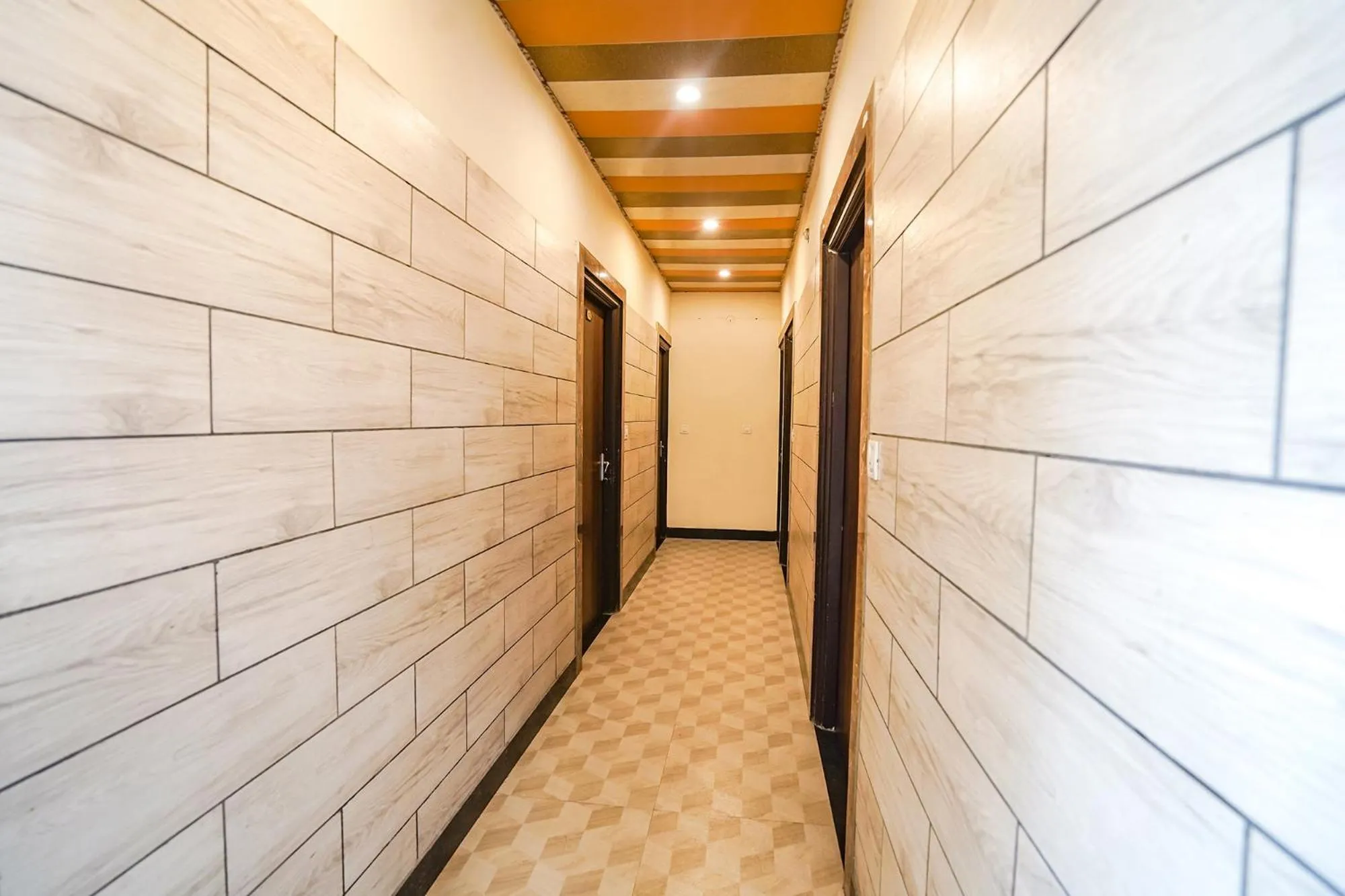 Lobby or reception in FabHotel Krishna Heights