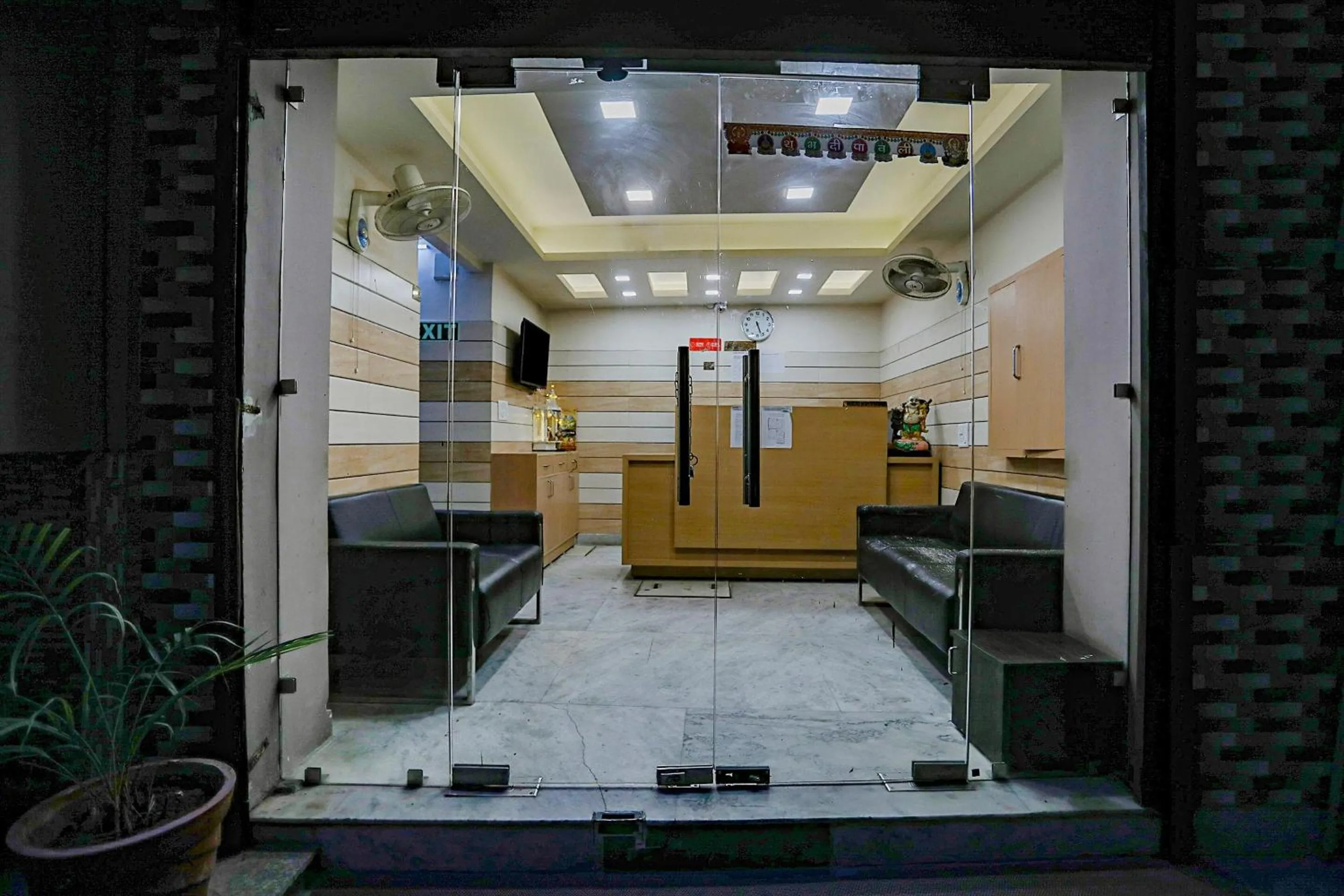 Facade/entrance in Hotel O Sun Villa