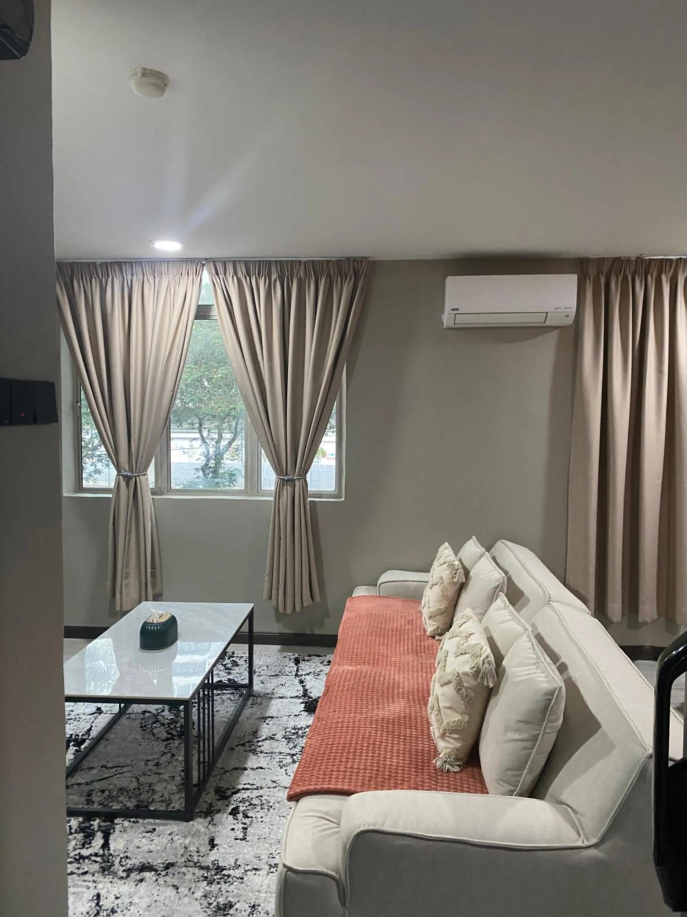 1st Living Subang SS15