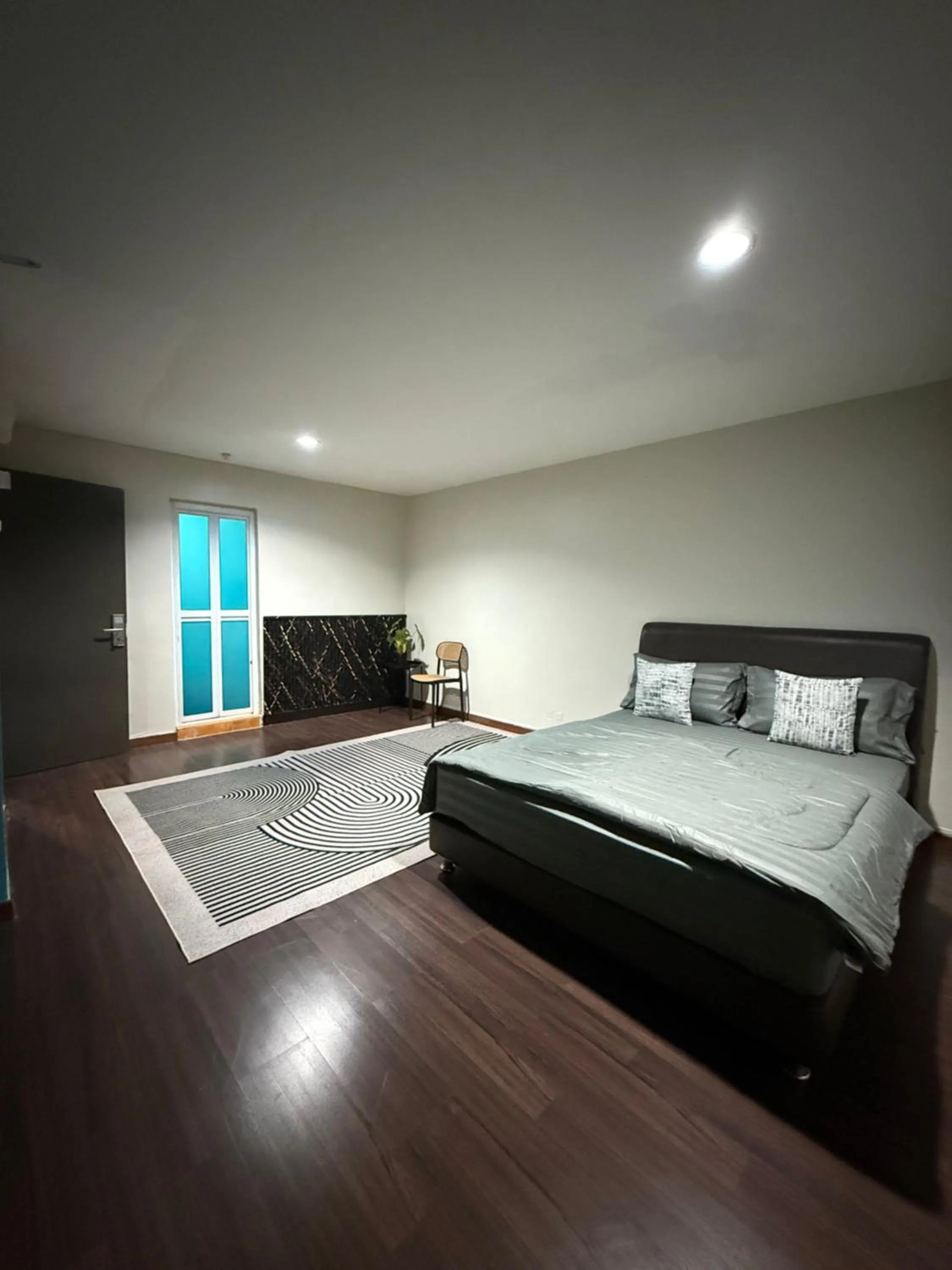 Bed in 1st Living Subang SS15