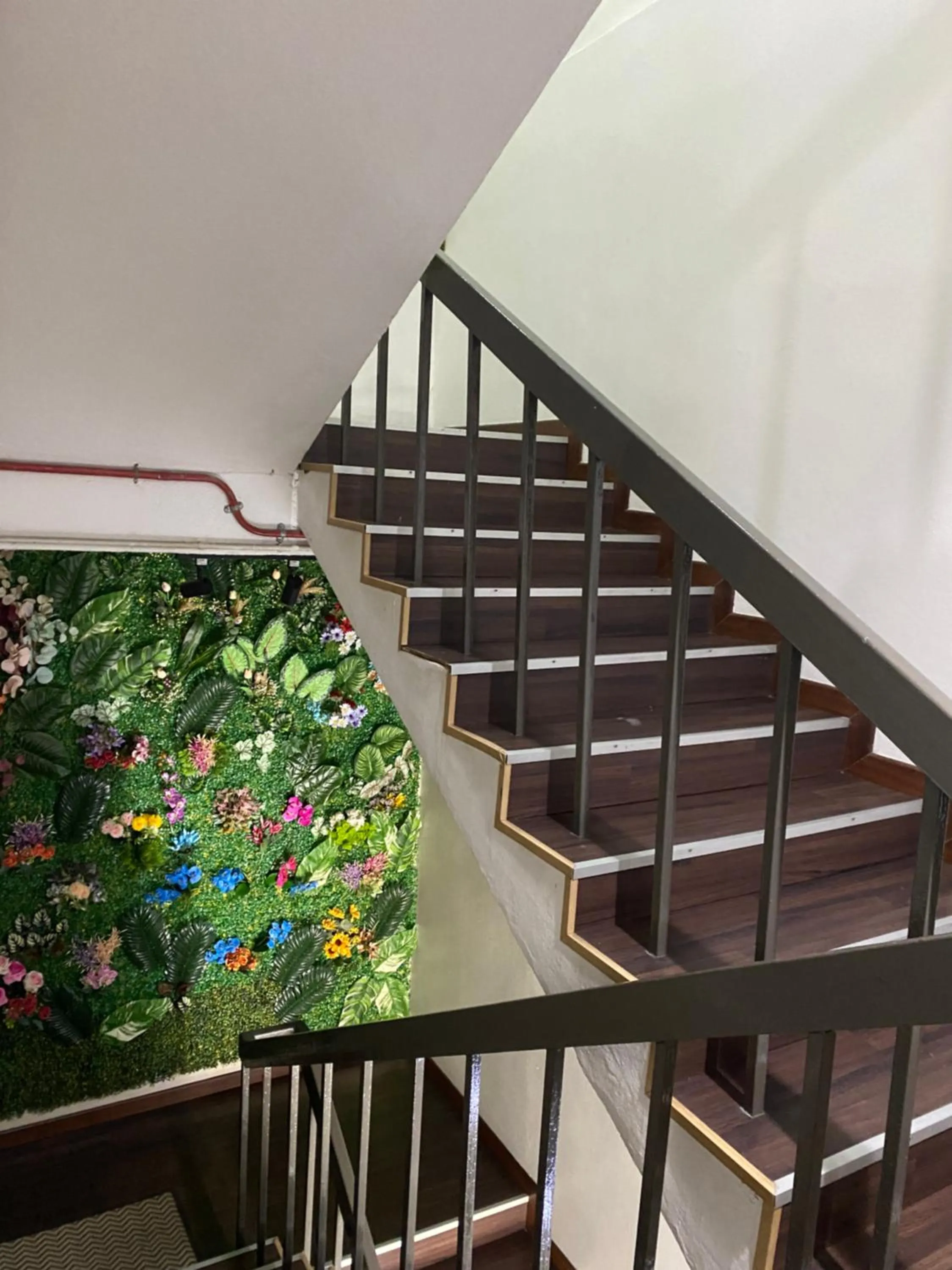 1st Living Subang SS15