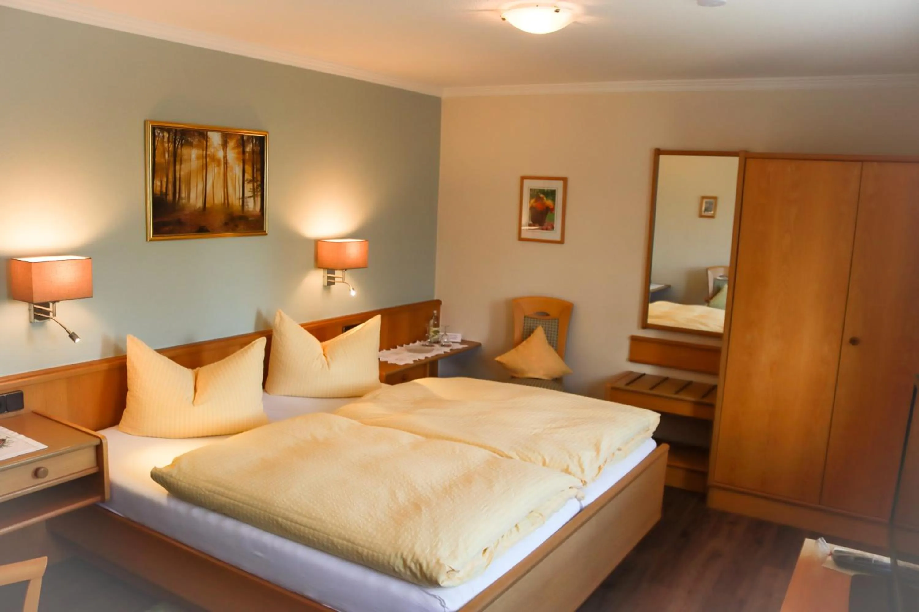 Photo of the whole room, Bed in Landhotel Gasthof zur Post