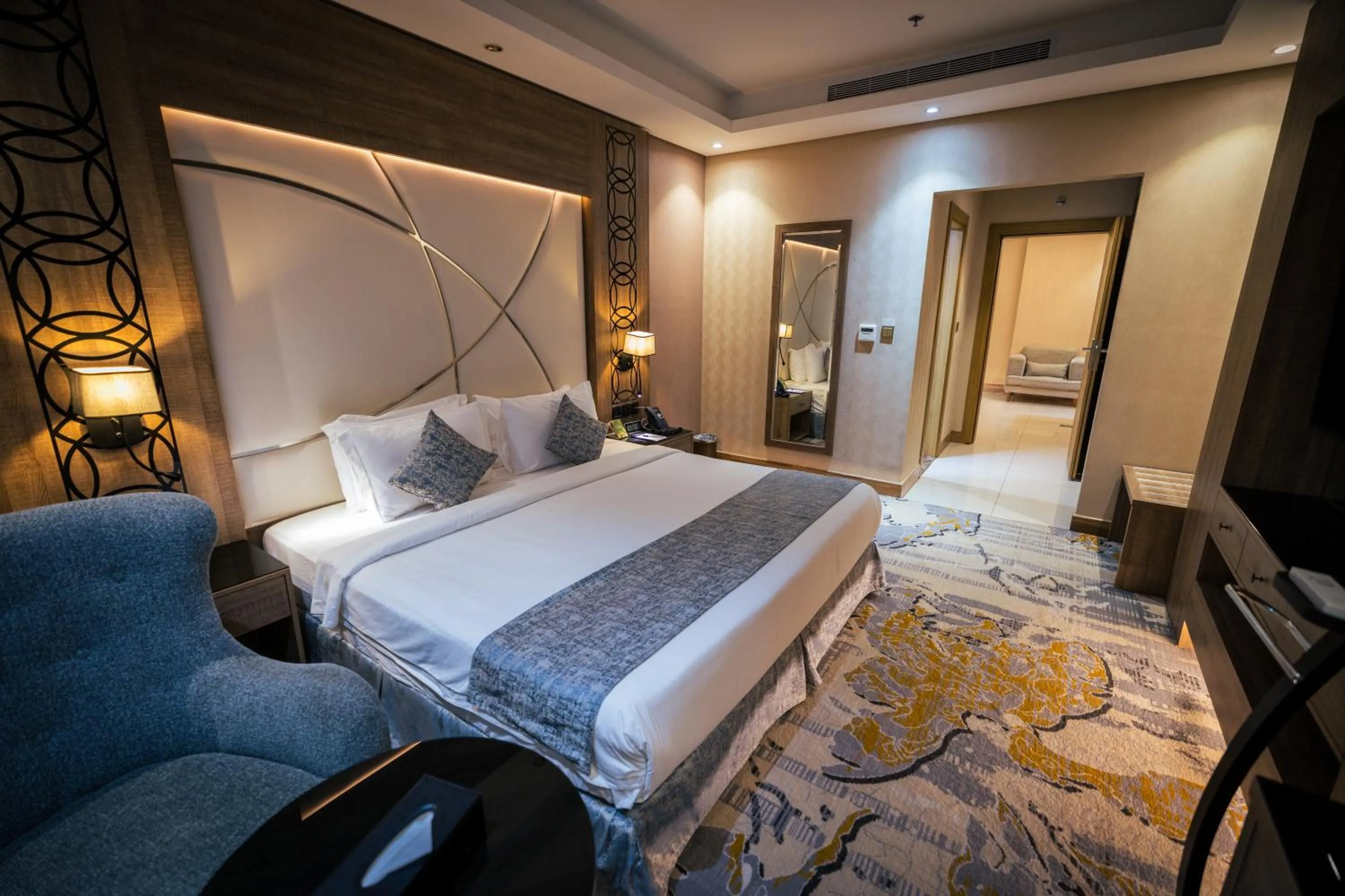 Bed in Mirnian Hotel