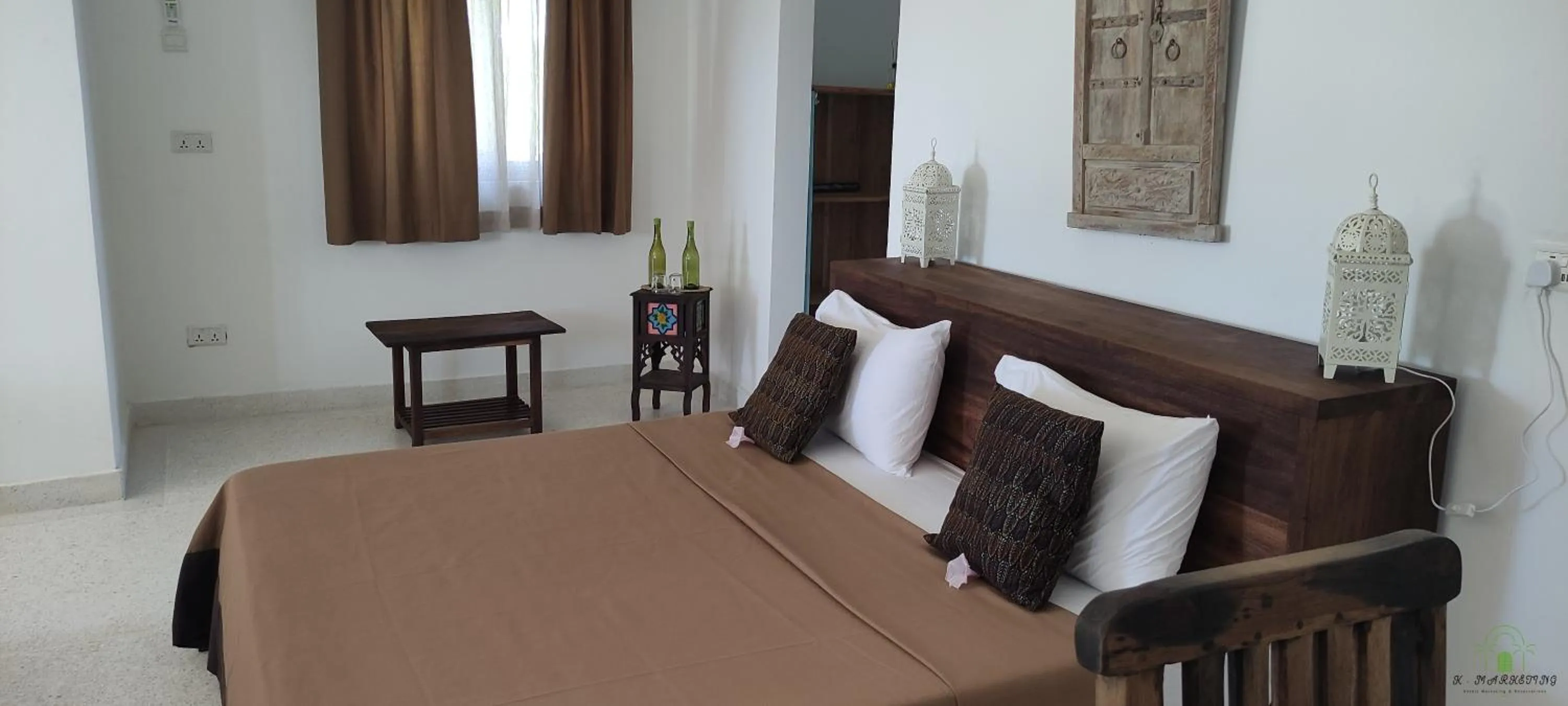 Bed in Amani Villas Nature Retreat