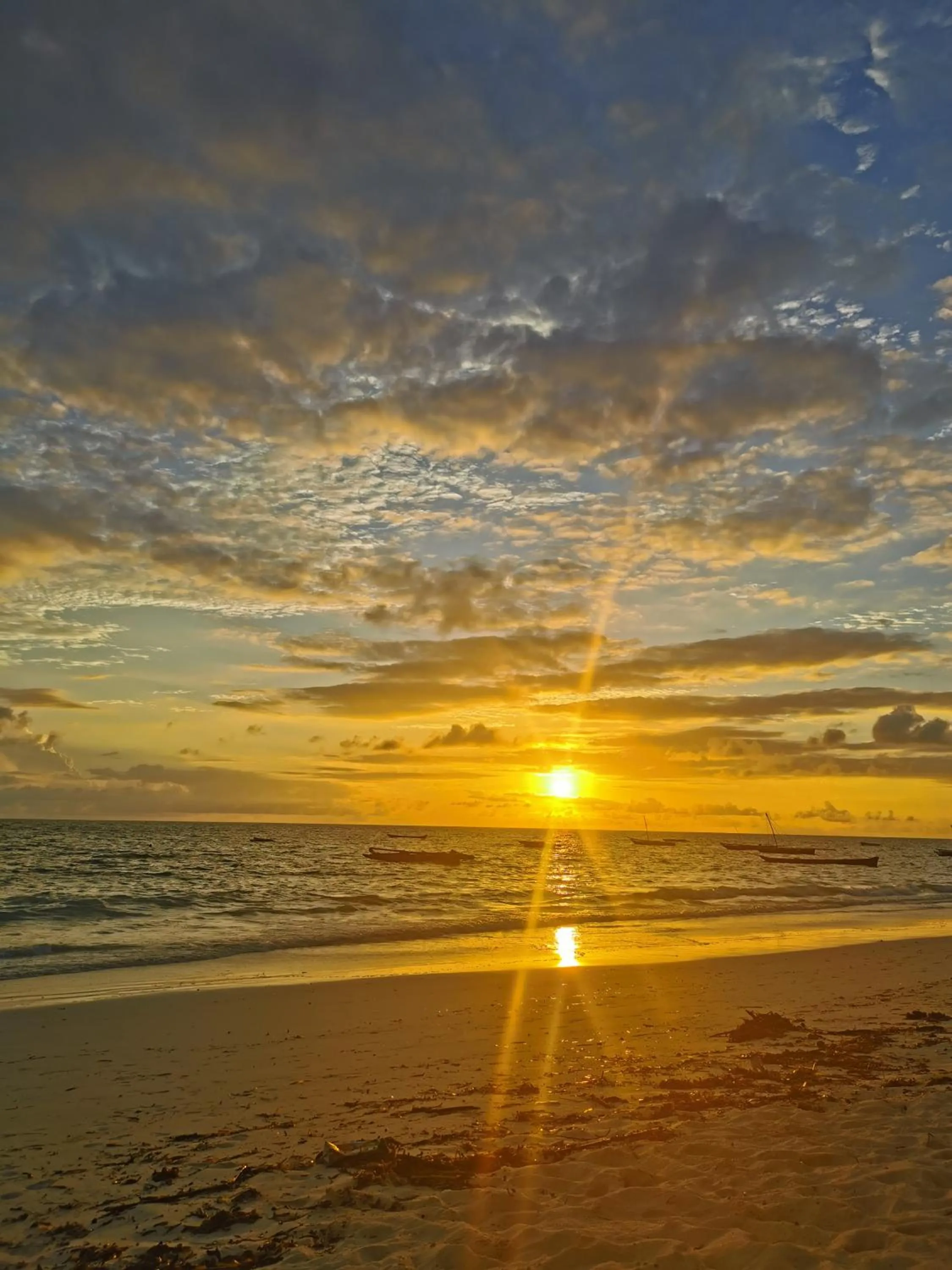 Sunrise in Amani Villas Nature Retreat