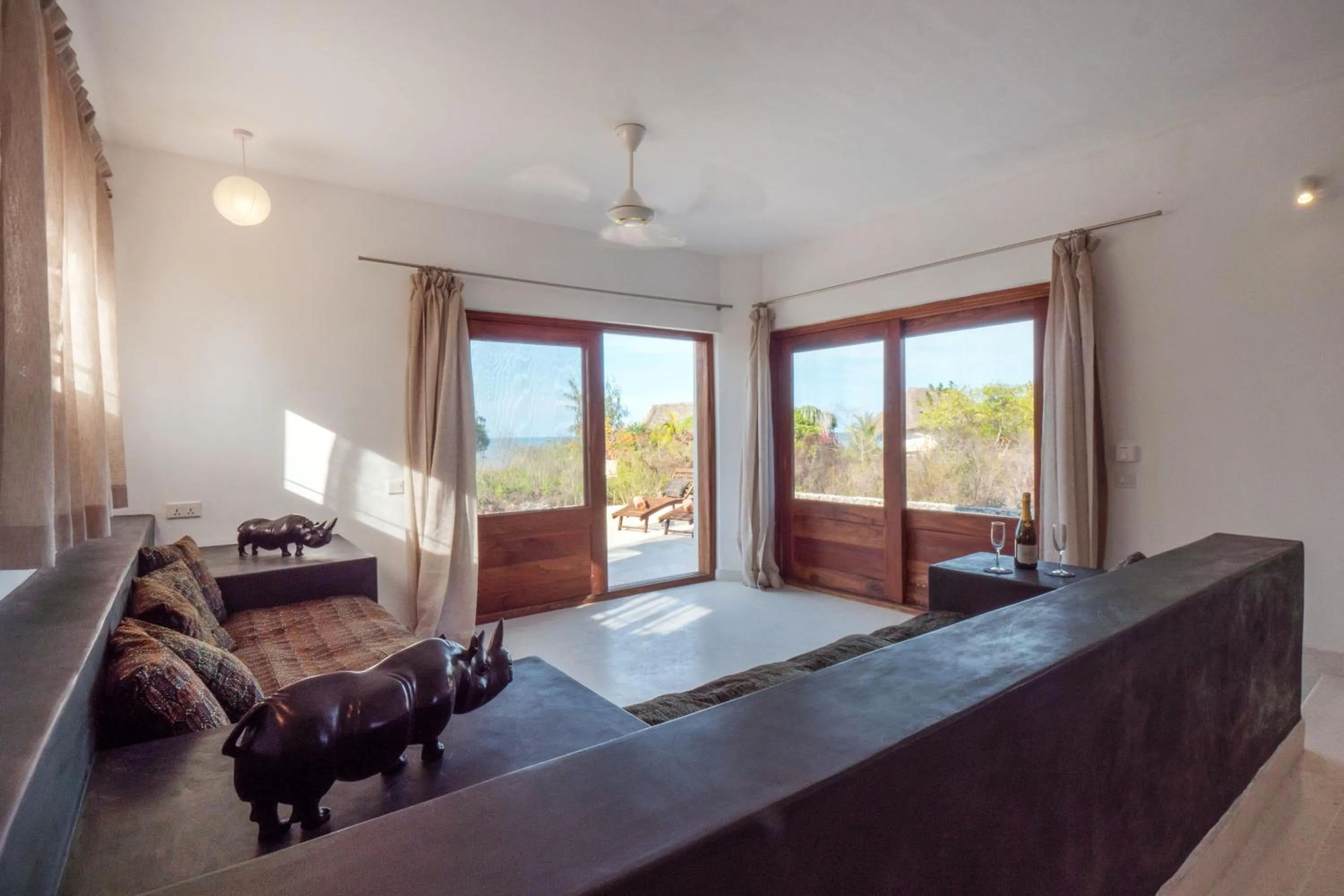Bed in Amani Villas Nature Retreat