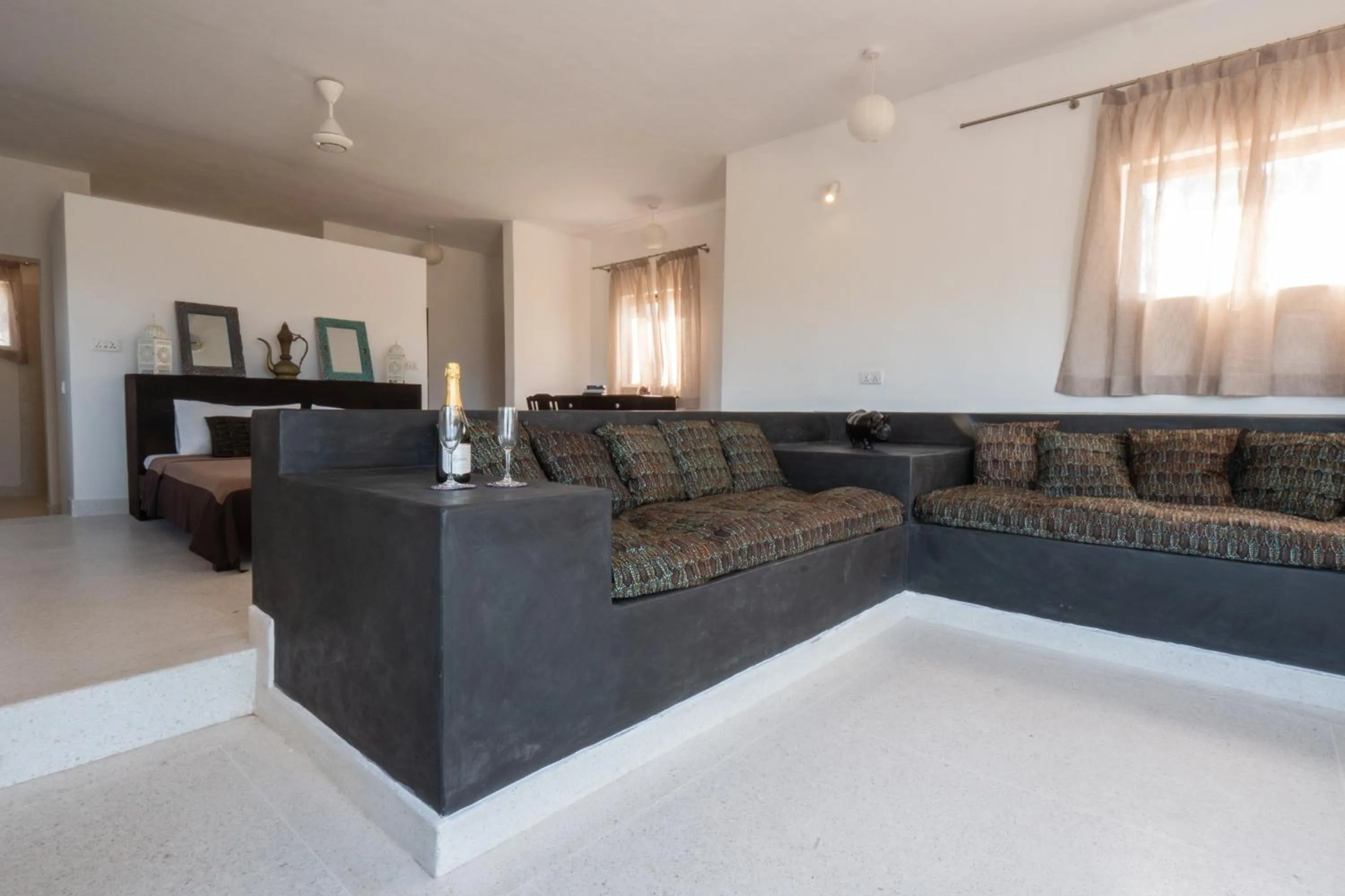 Bed in Amani Villas Nature Retreat