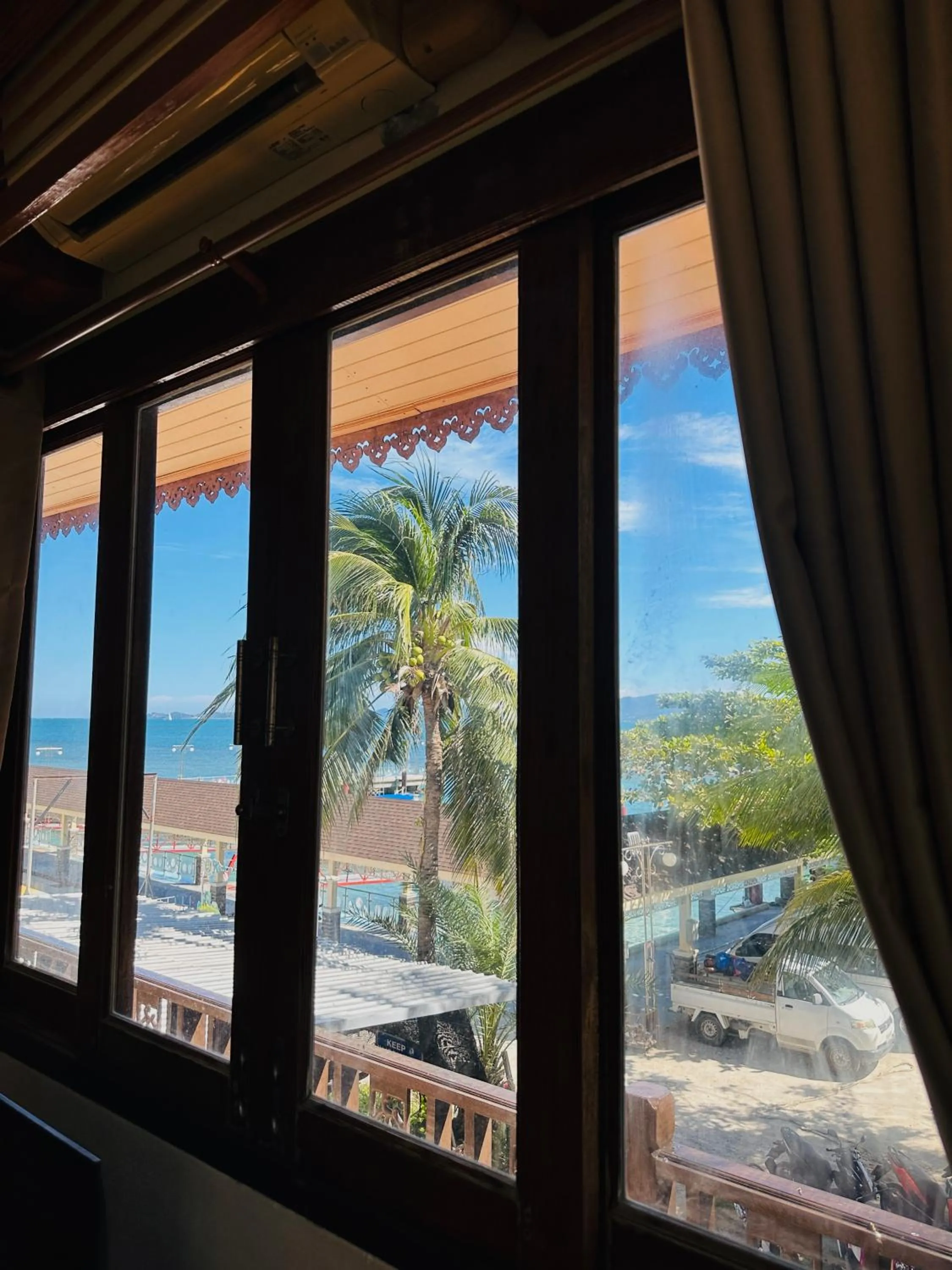 View (from property/room) in Family House Resort, Haad Rin