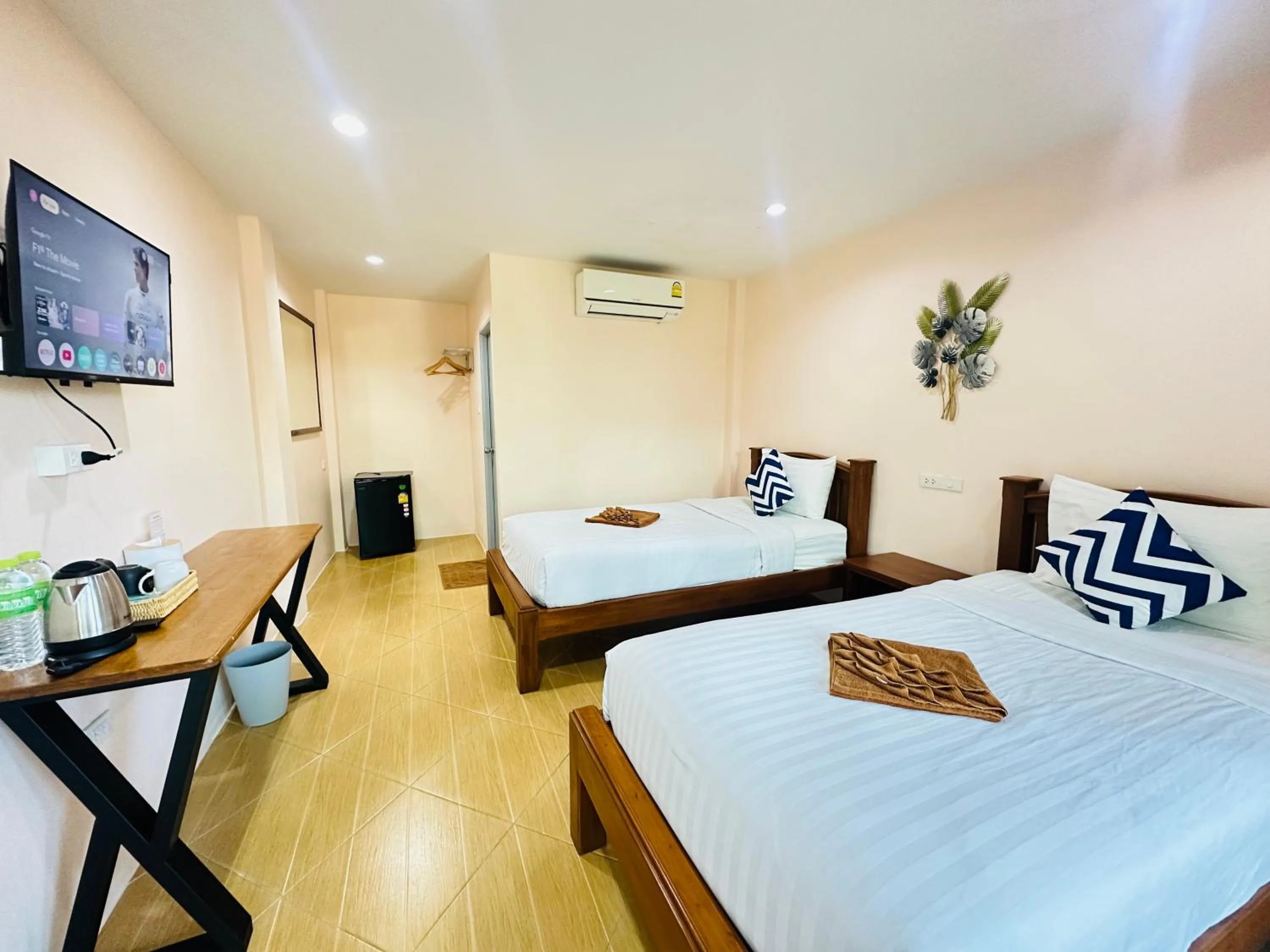 Bedroom, Bed in Family House Resort, Haad Rin