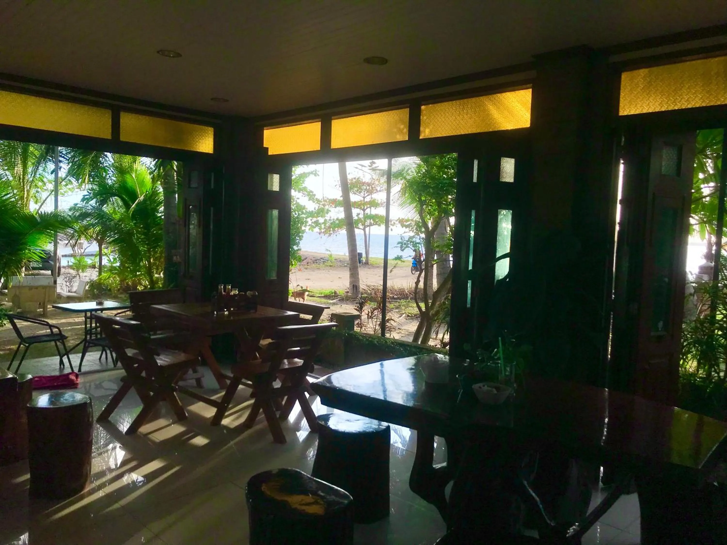 Restaurant/places to eat in Family House Resort, Haad Rin