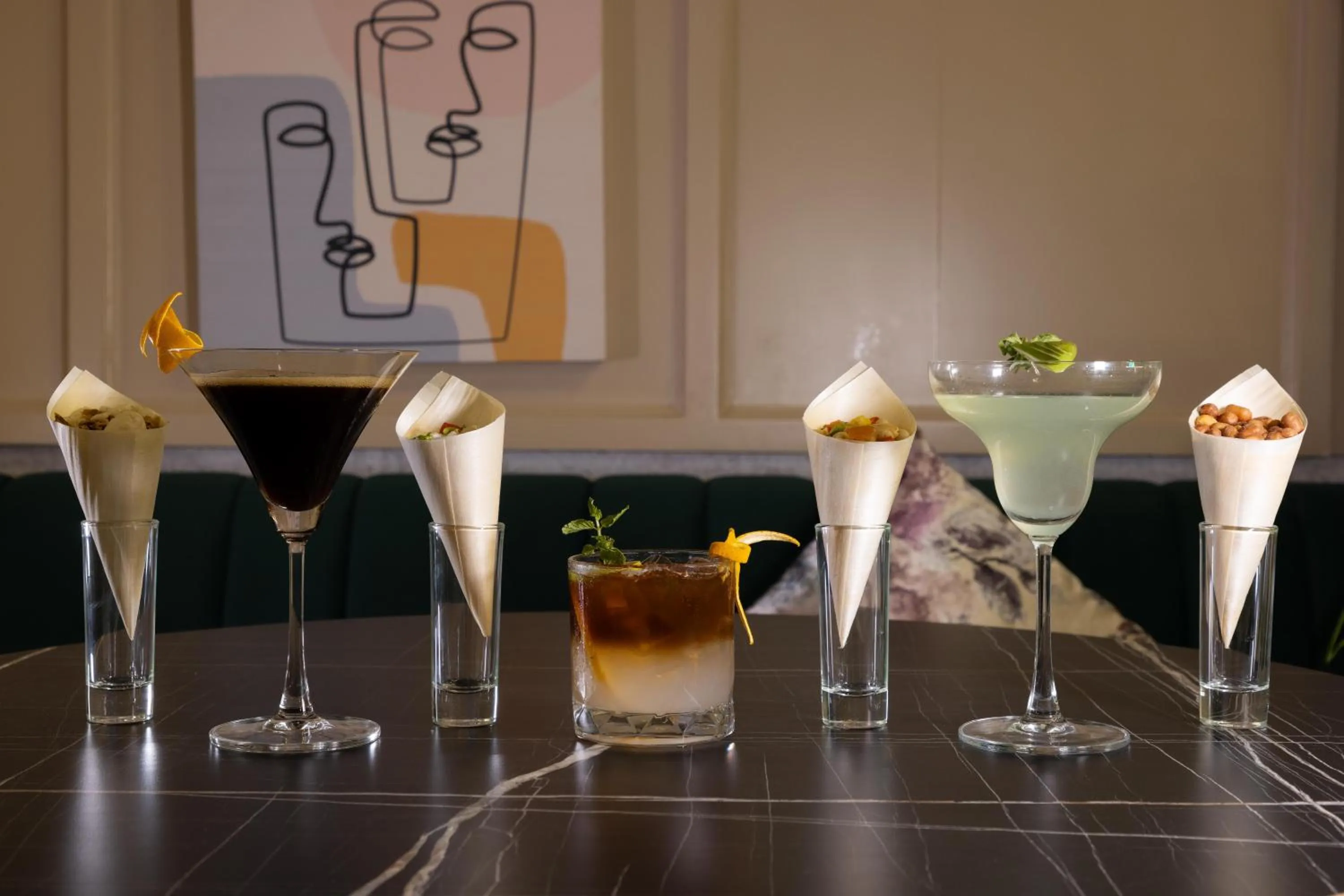 Lounge or bar in HOTEL JS SOUVENIR