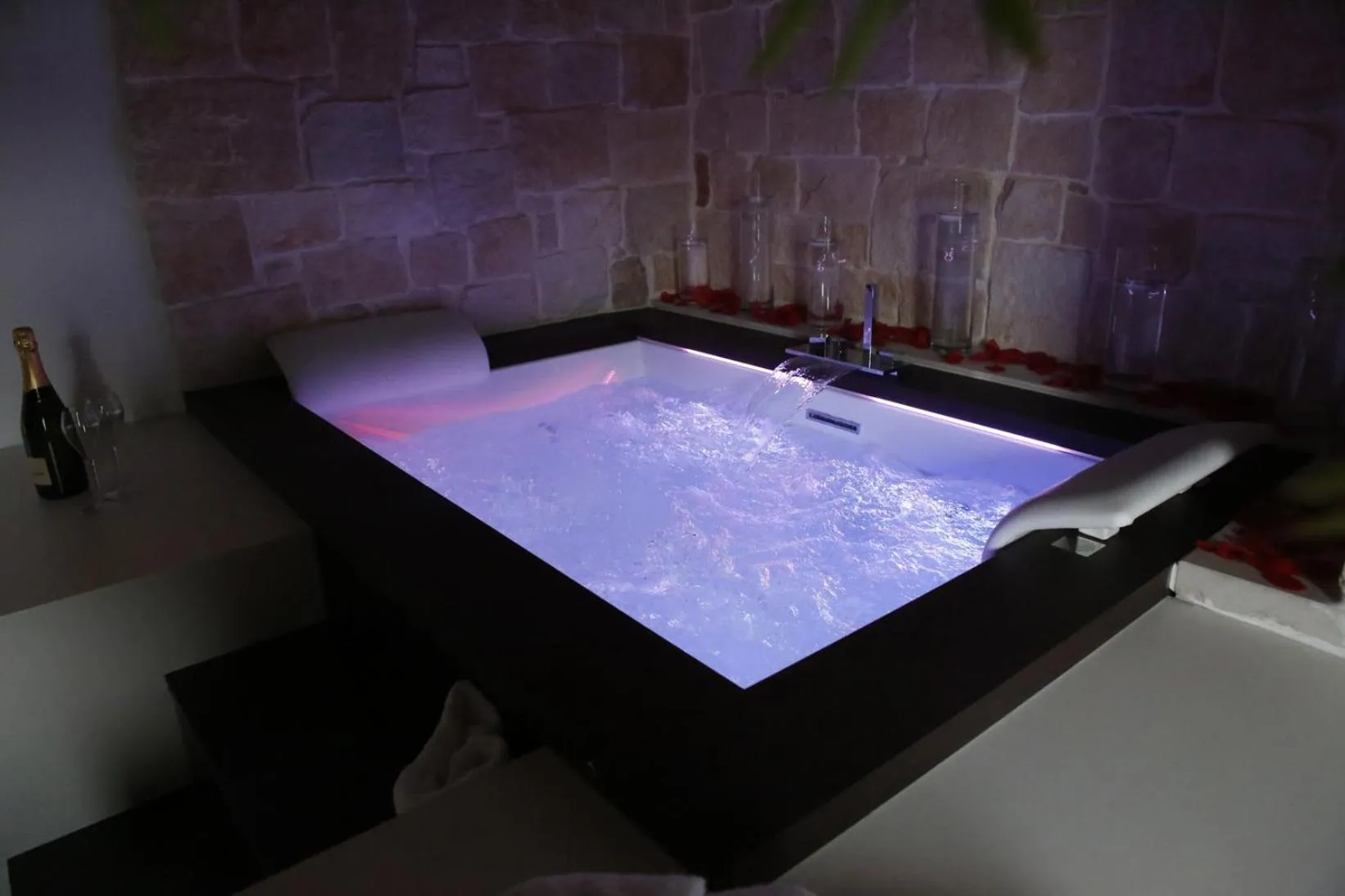 Hot Tub in Nel Vicoletto