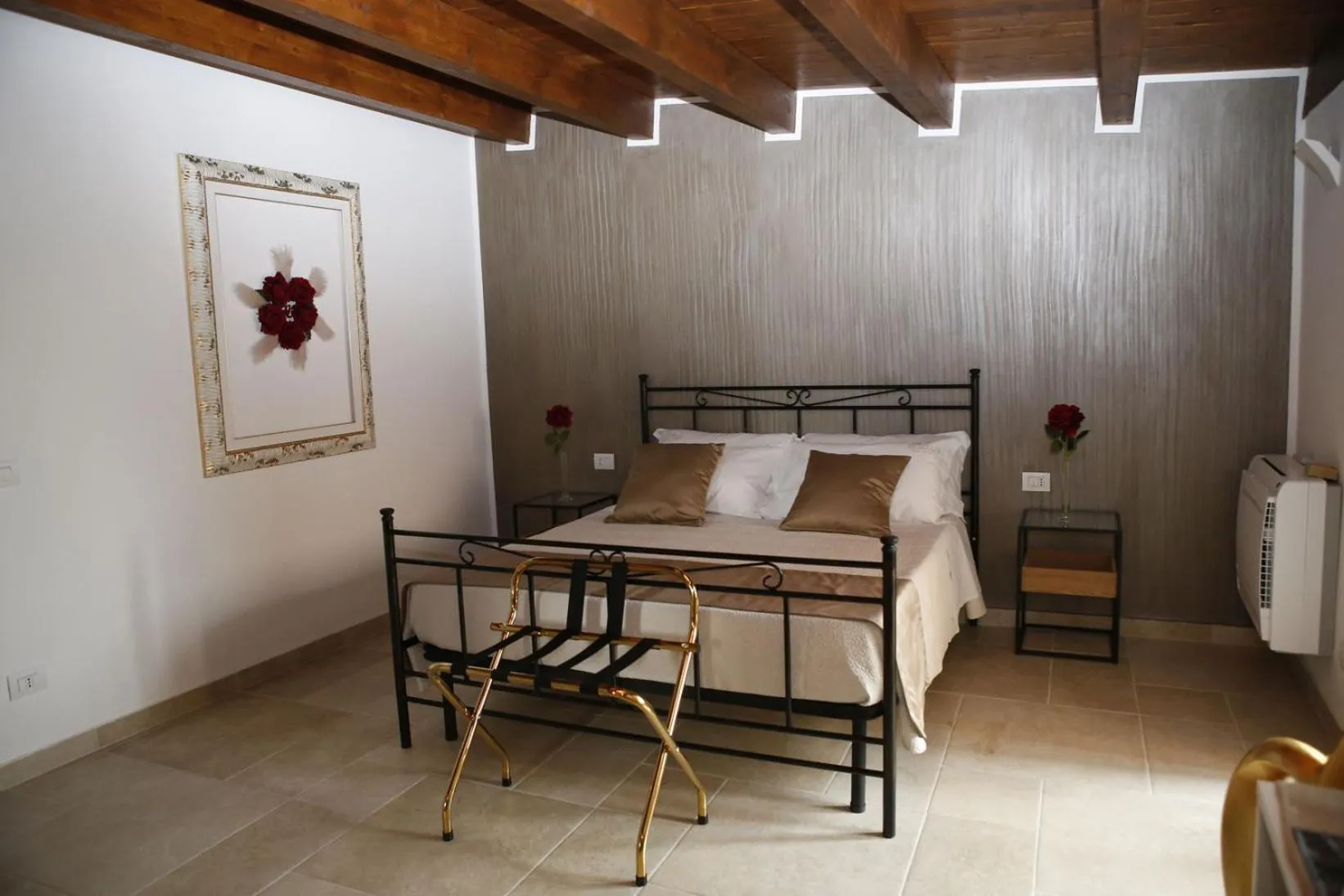 Photo of the whole room, Bed in Nel Vicoletto