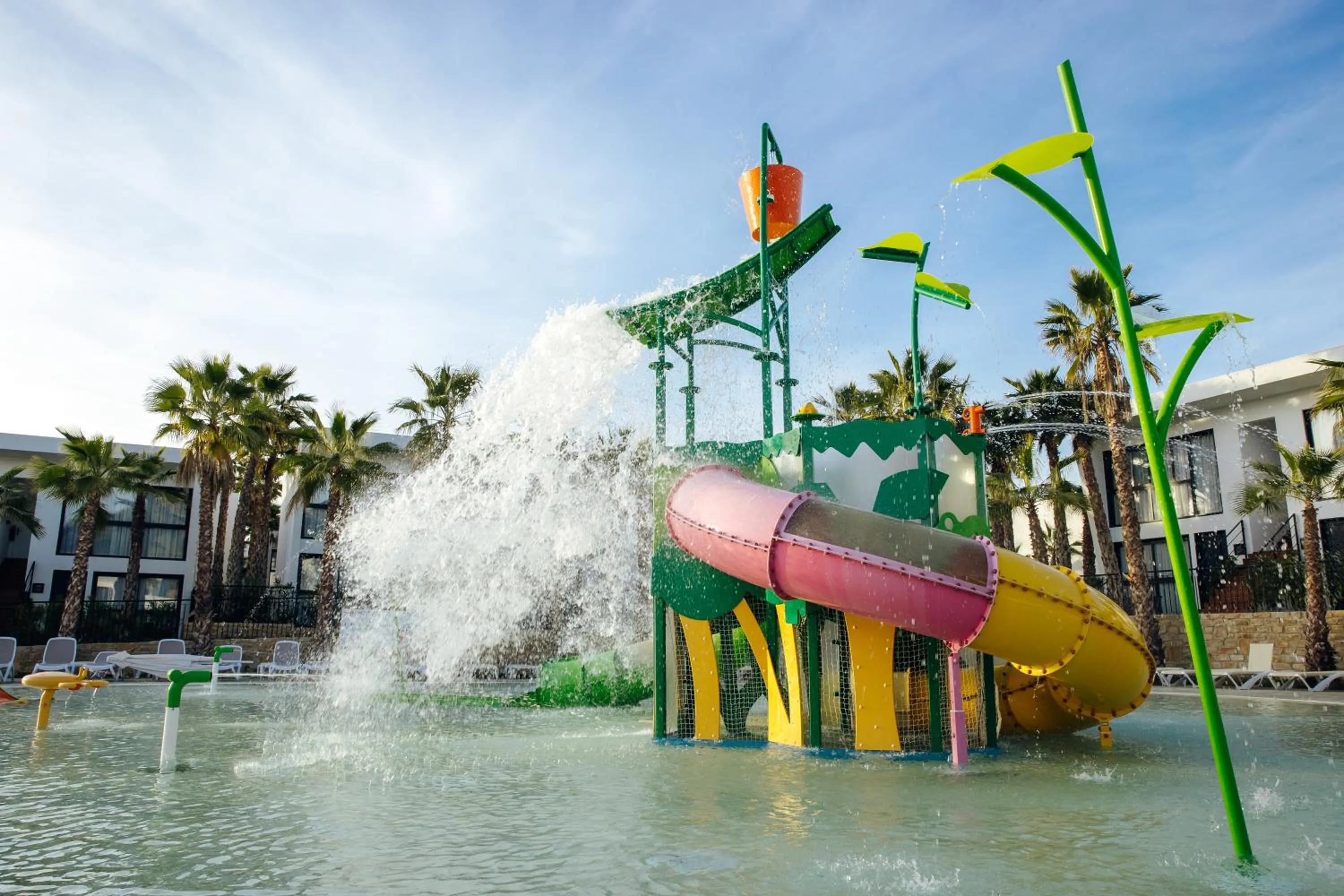 Aqua park in Alannia Salou
