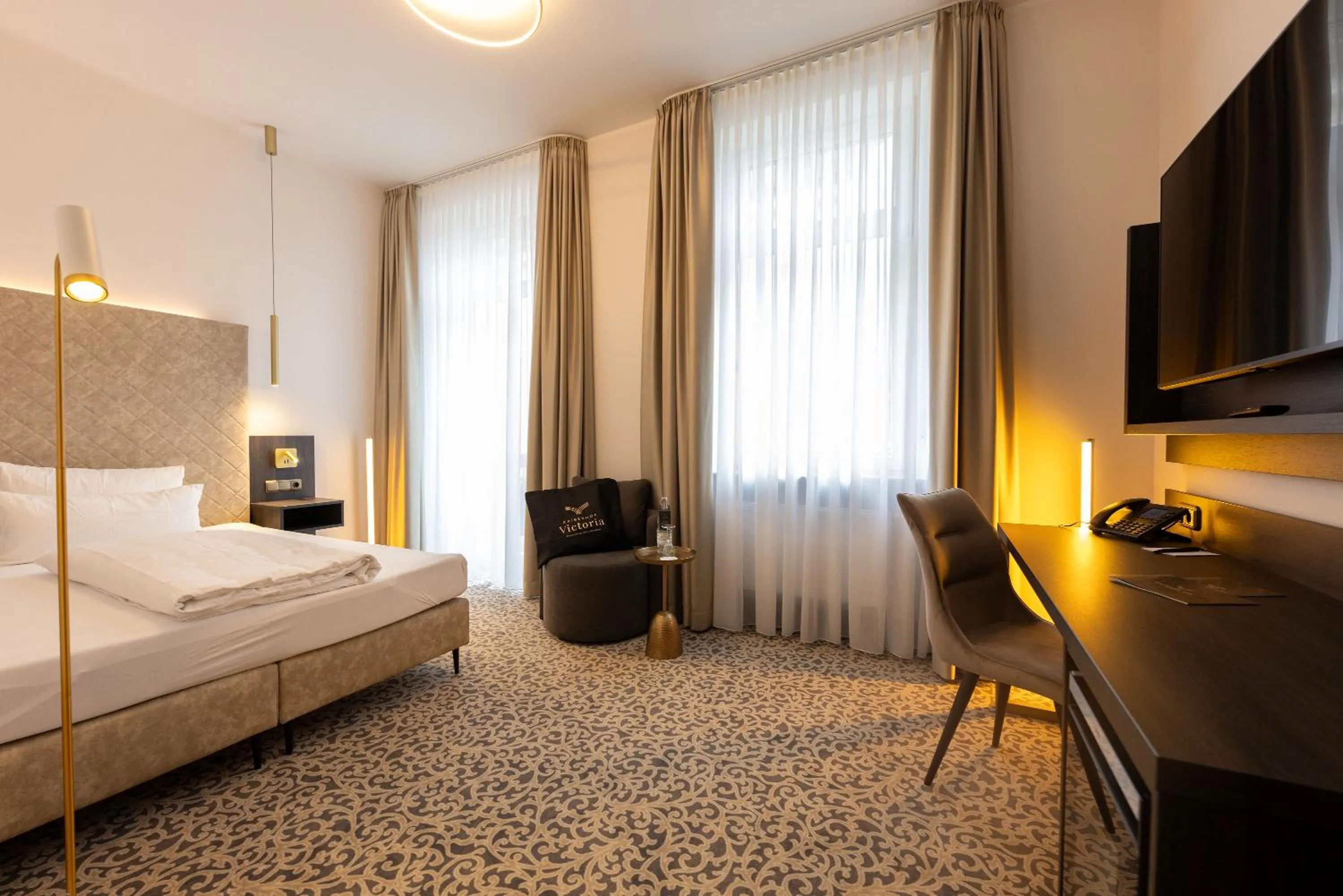 Bedroom, Bed in Kaiserhof Victoria