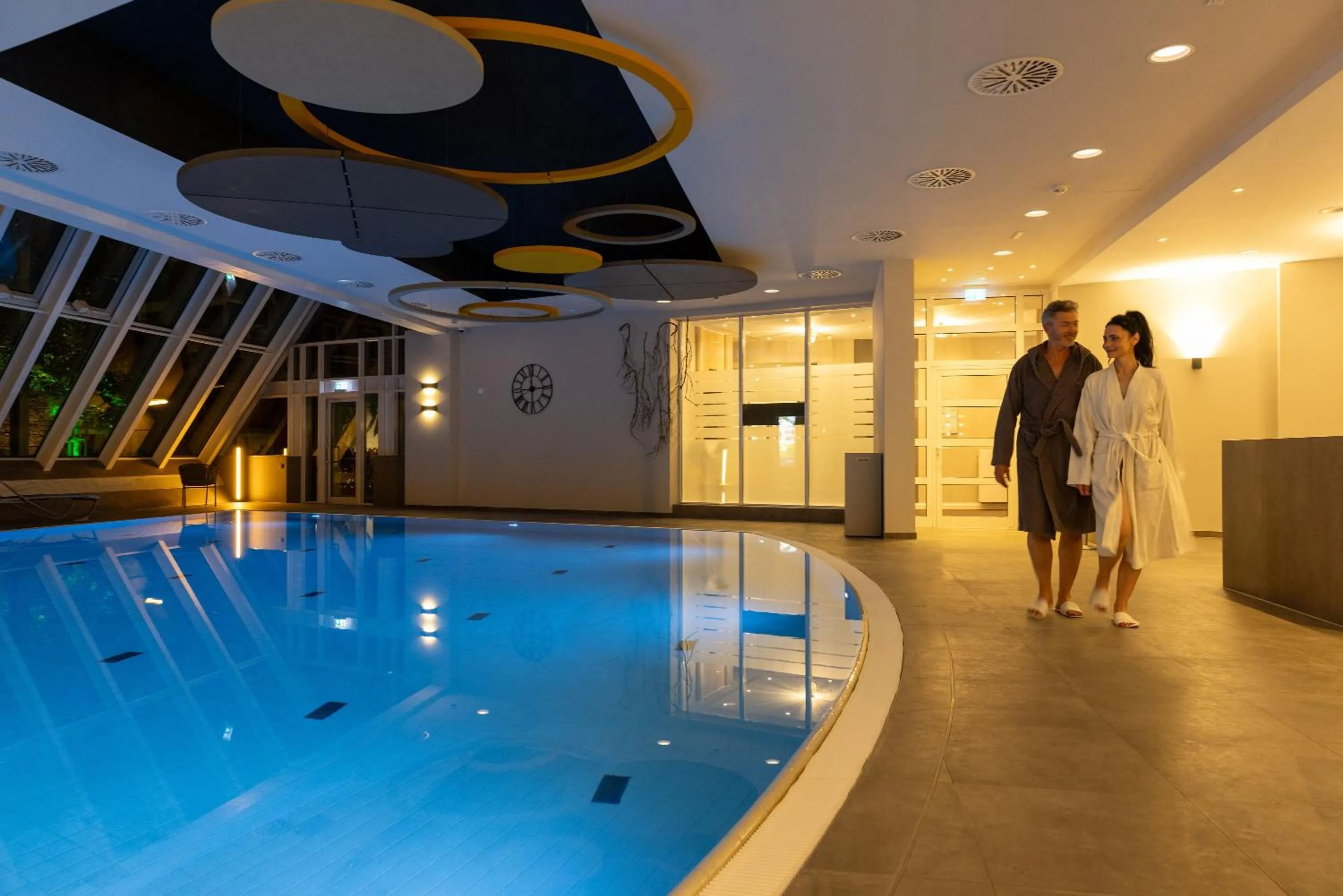 Swimming pool in Kaiserhof Victoria