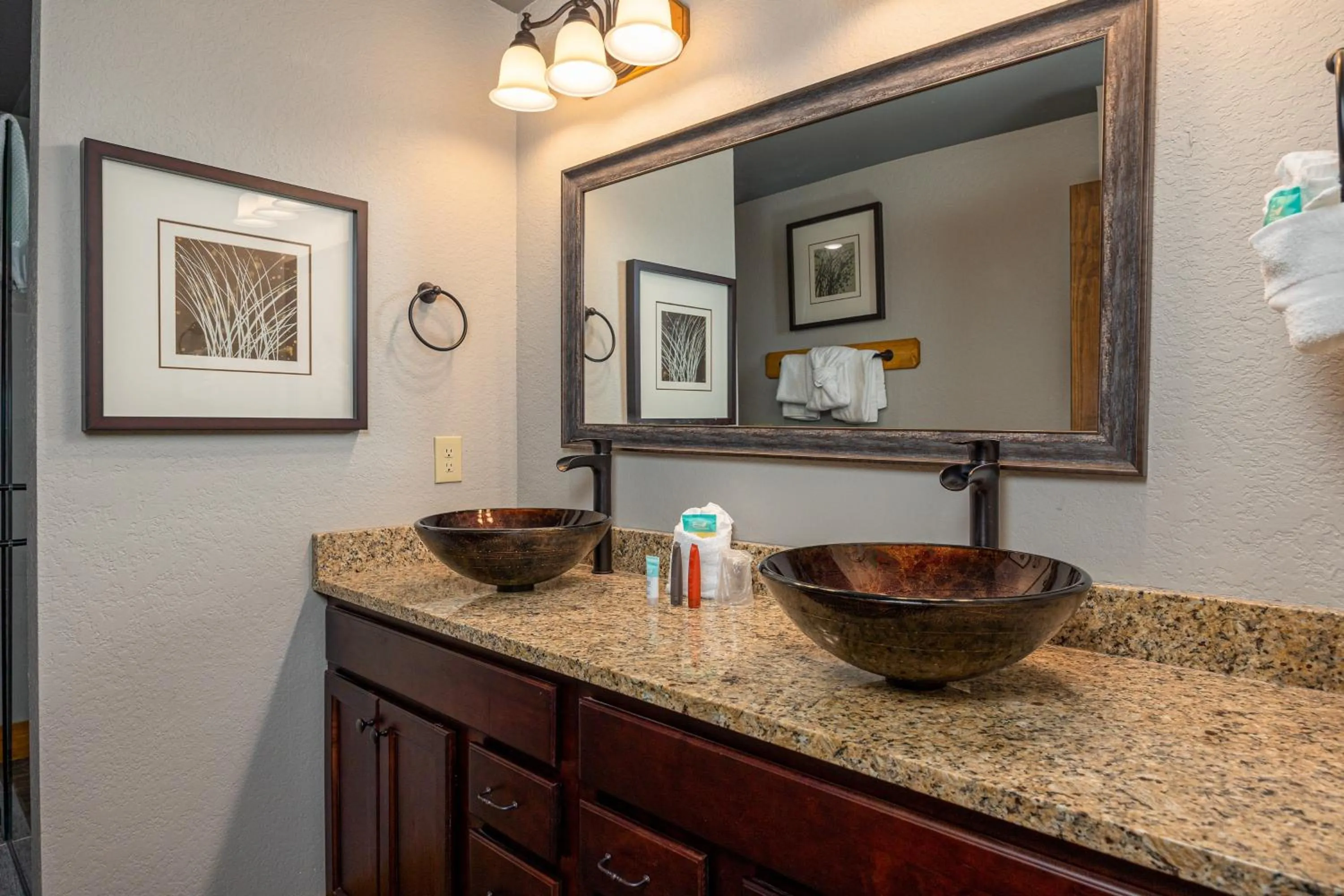 Mountain Sunrise Pool Cottage chalet