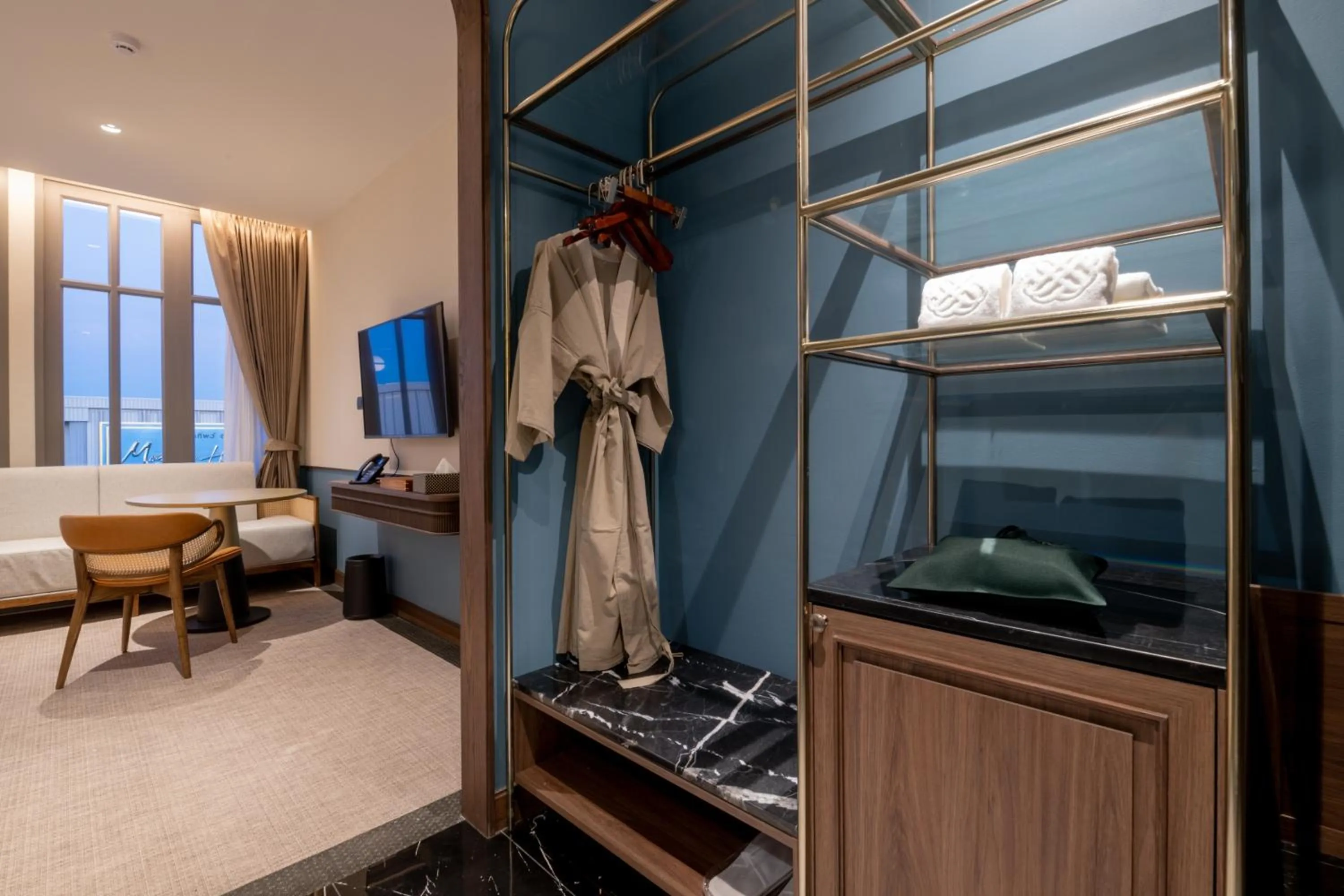 Photo of the whole room in Hotel MOCO