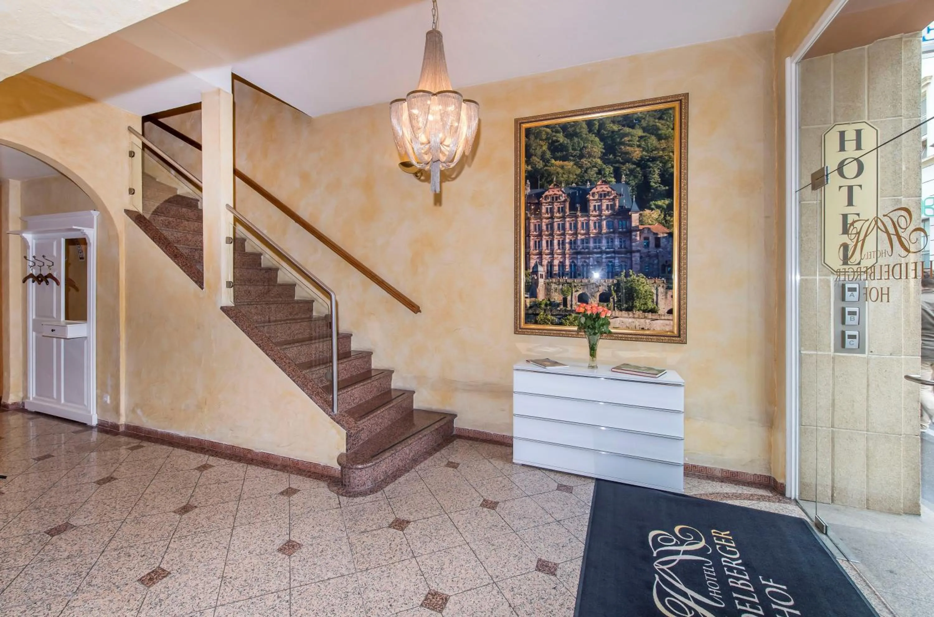 Lobby or reception in Hotel Heidelberger Hof
