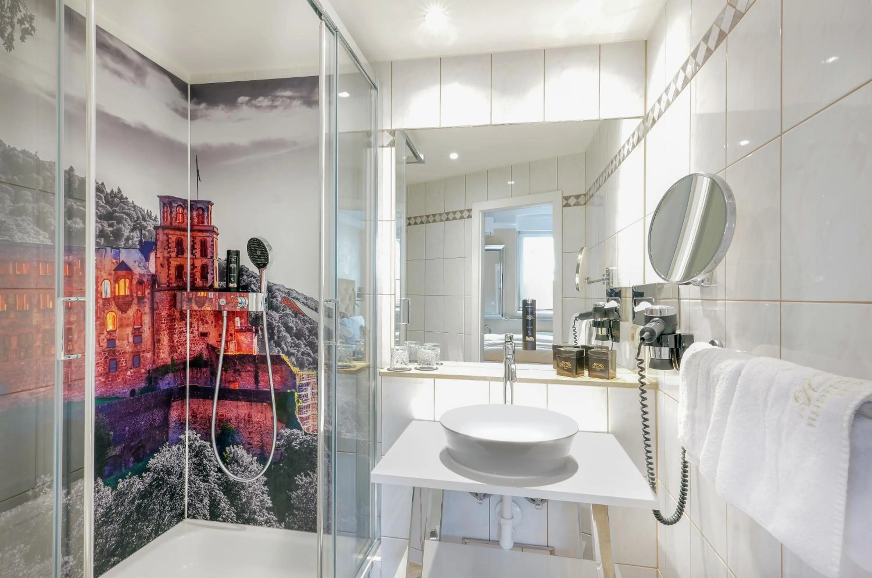 Bathroom in Hotel Heidelberger Hof