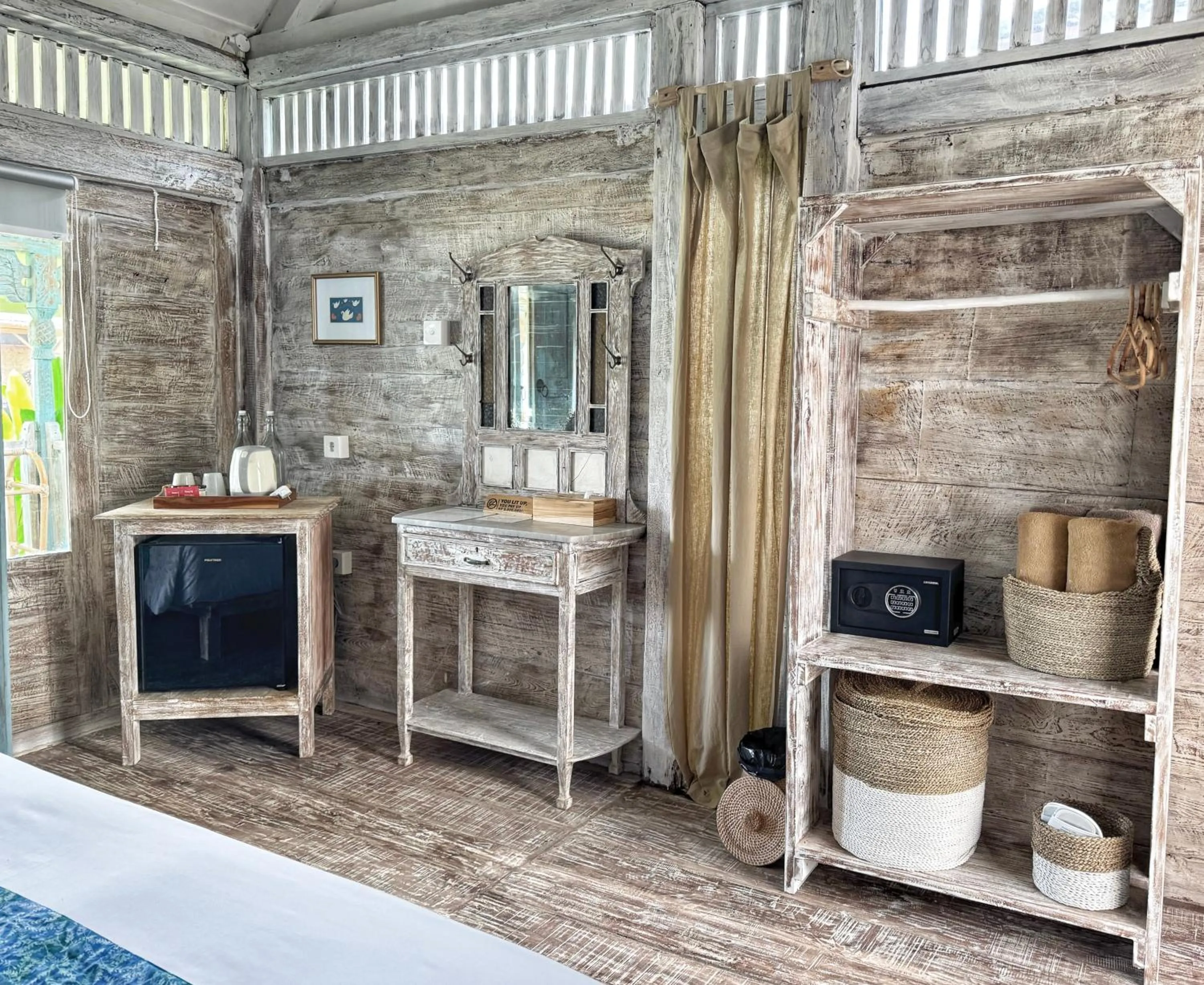 Coffee/tea facilities in Kacchapa Resort and Restaurant