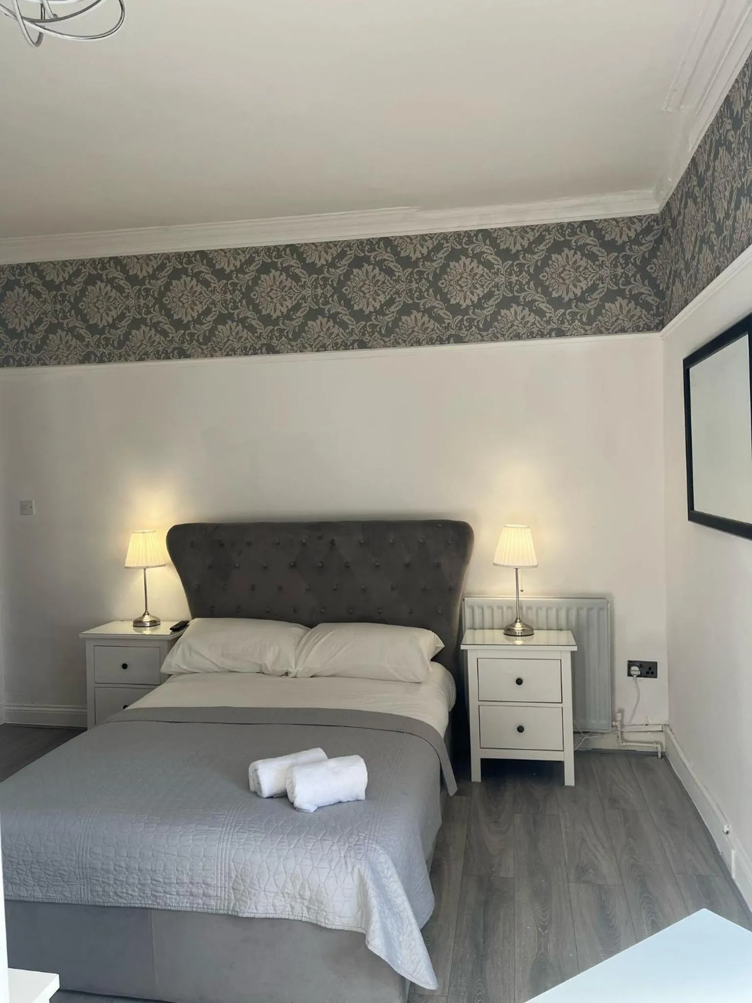 Bed in Bemersyde Guest House