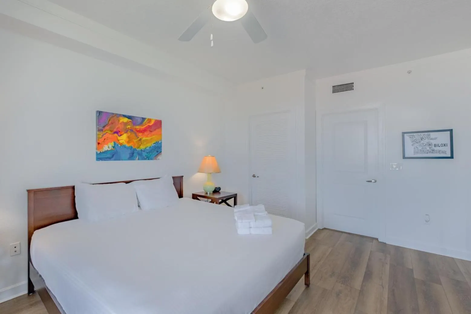 Bed in Ocean Club 607