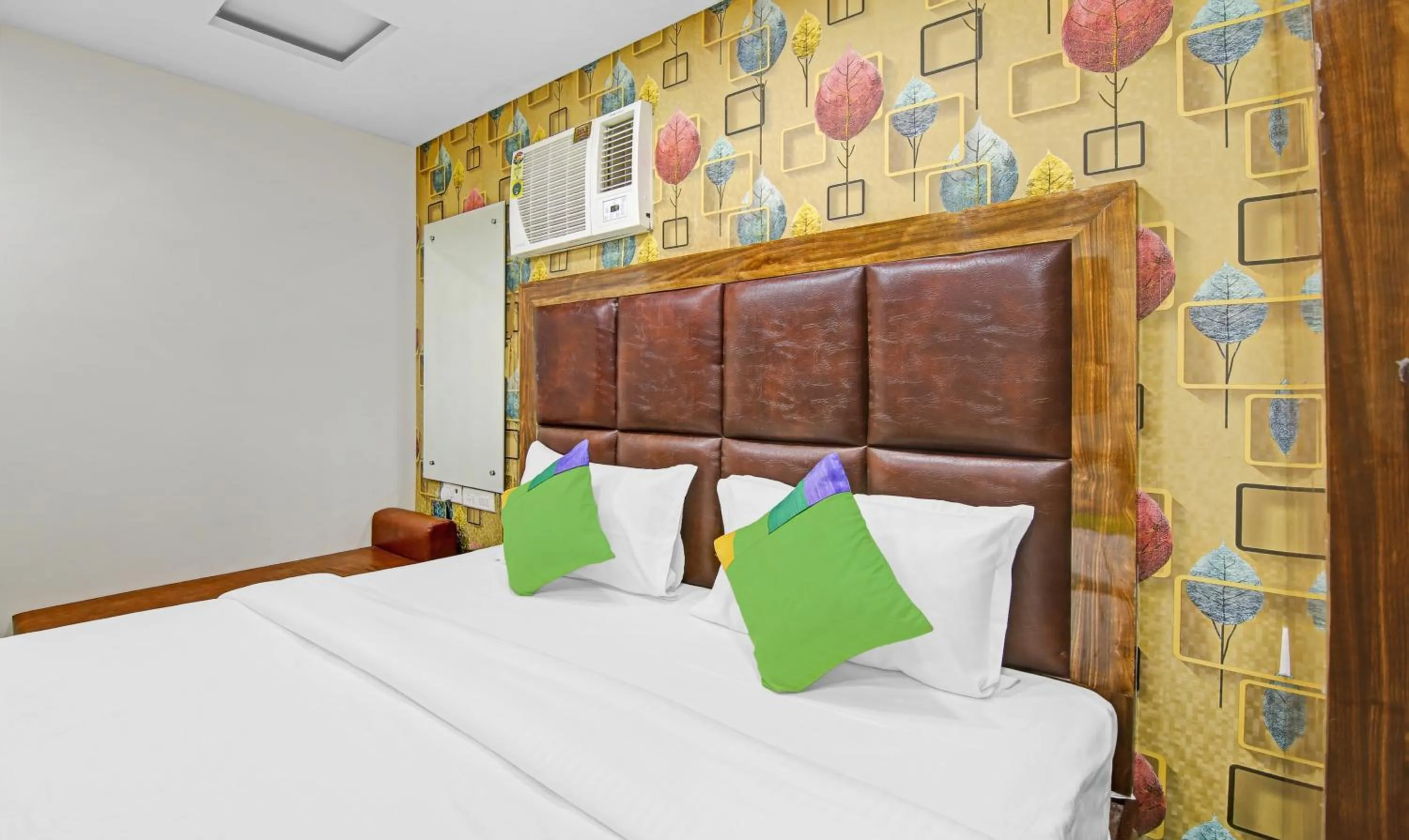 Bed in Treebo Mona Grand