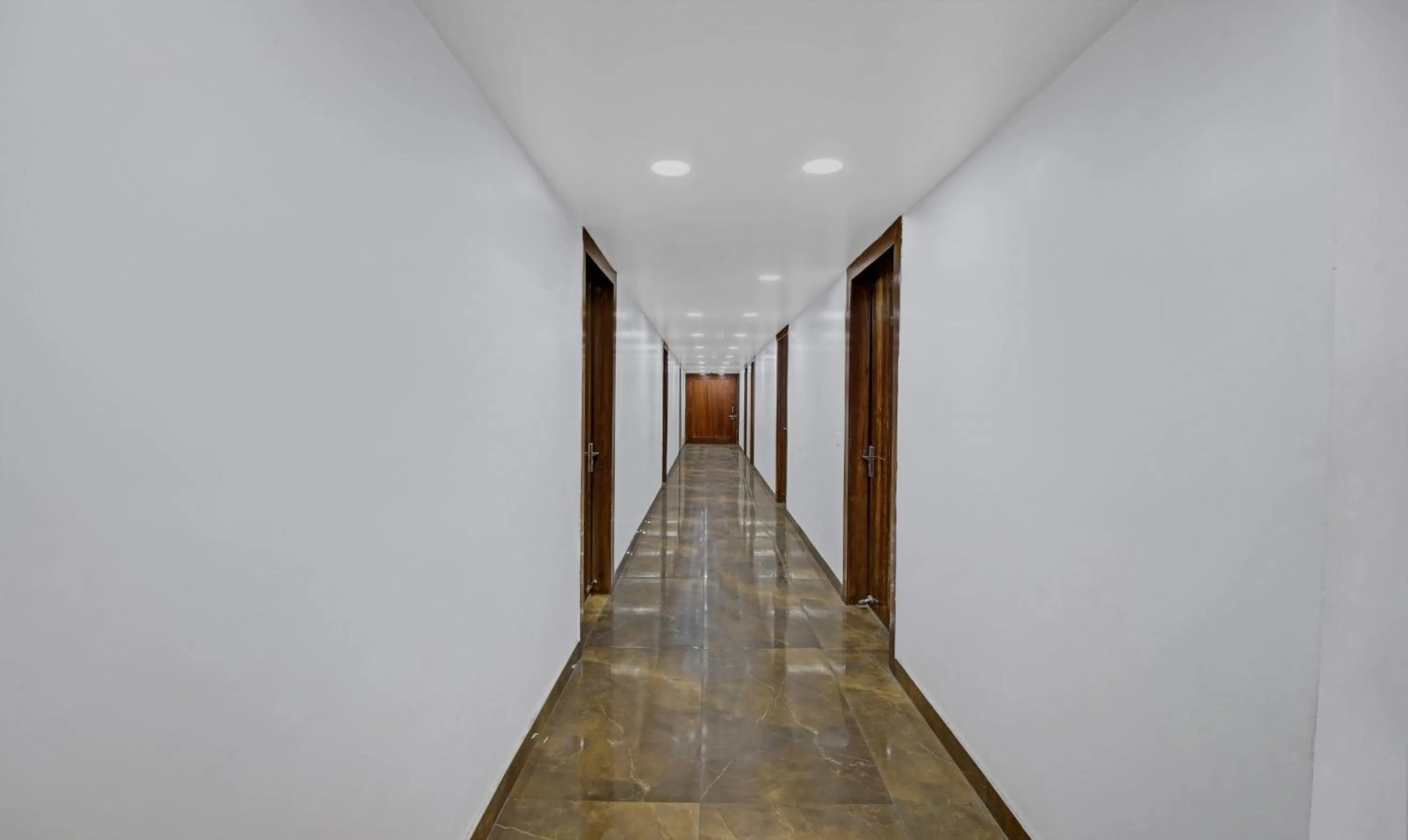 Lobby or reception in Treebo Mona Grand