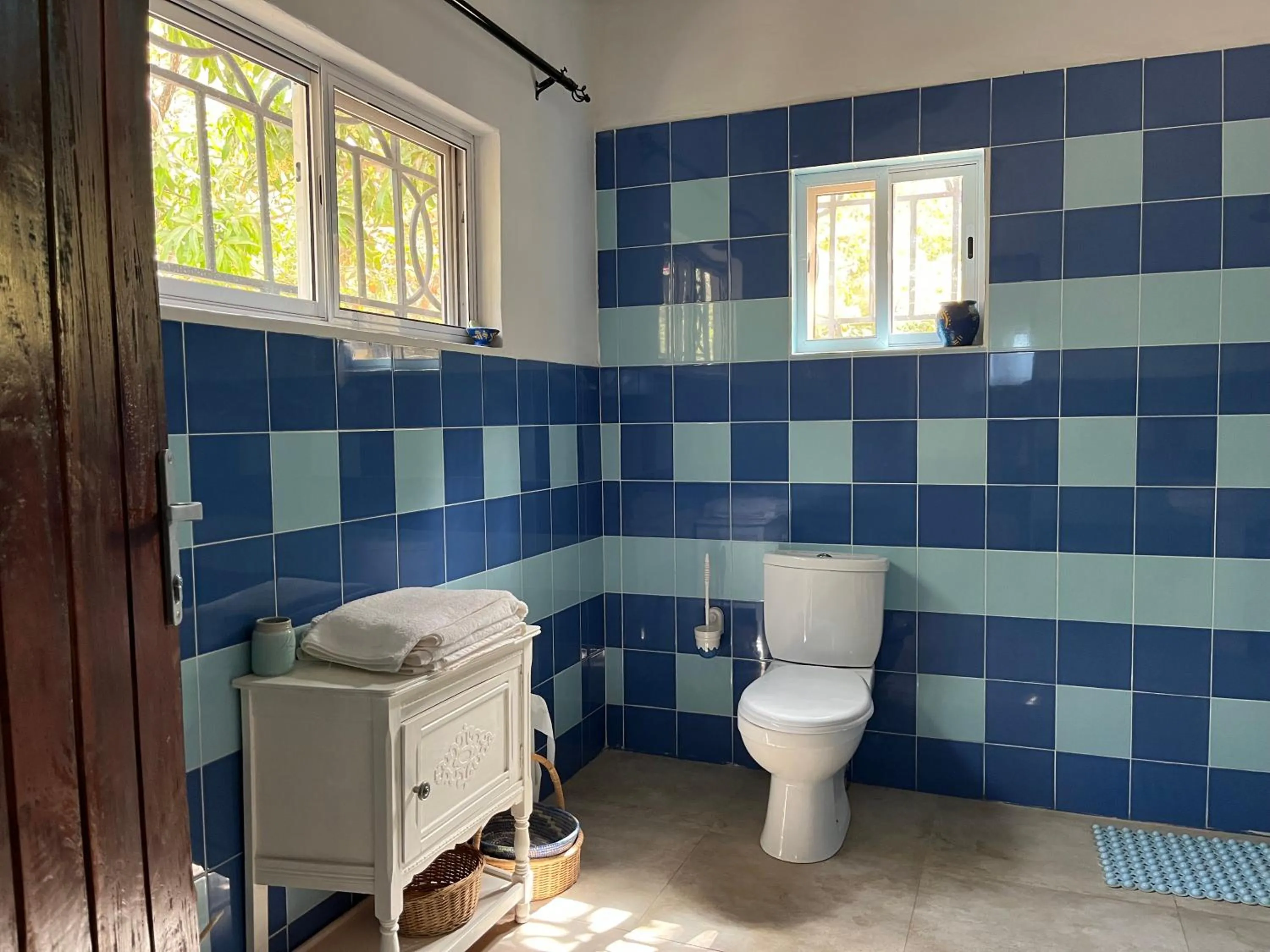 Bathroom in Footsteps Eco-Lodge