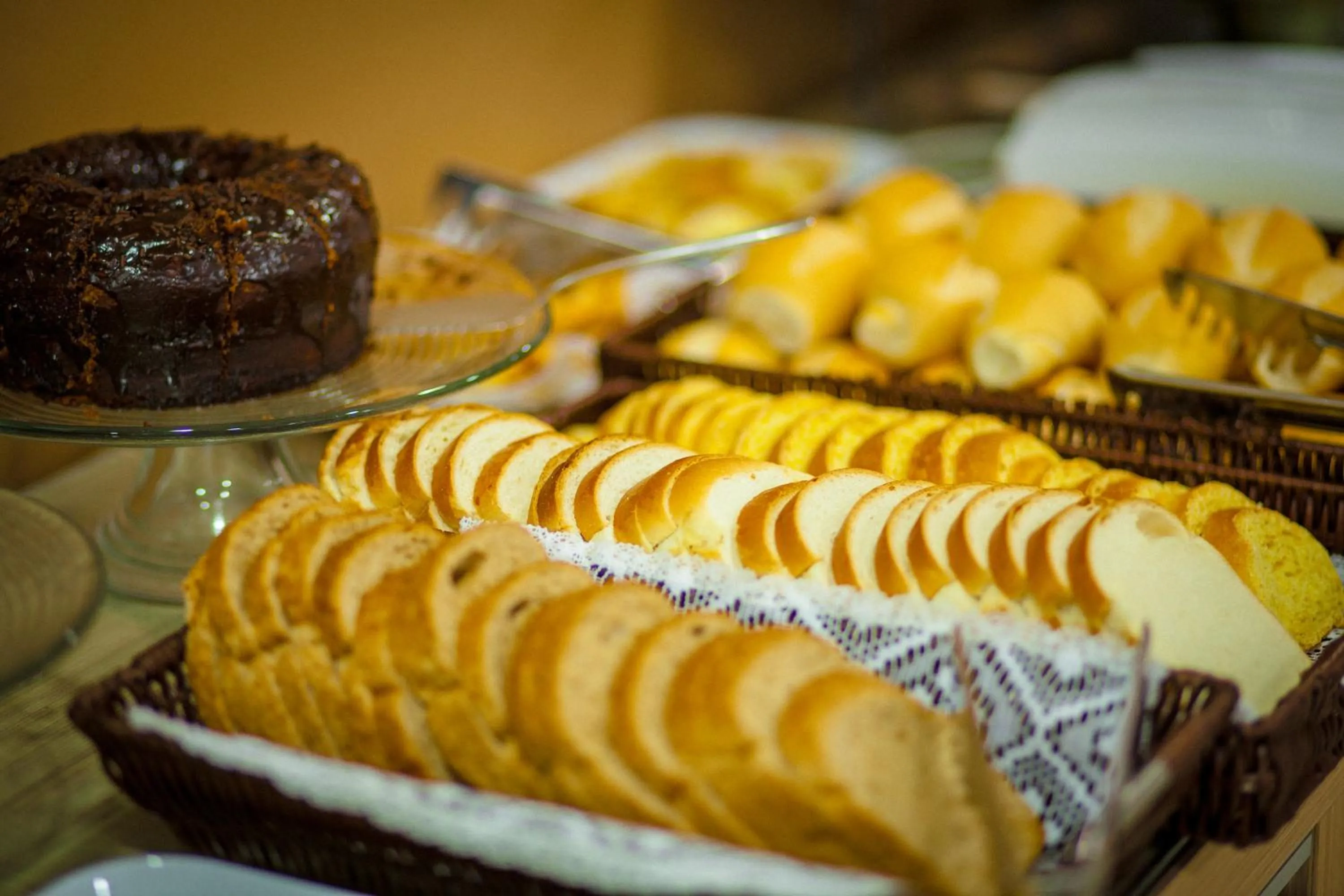 Breakfast in CLH Suítes Foz do Iguaçu