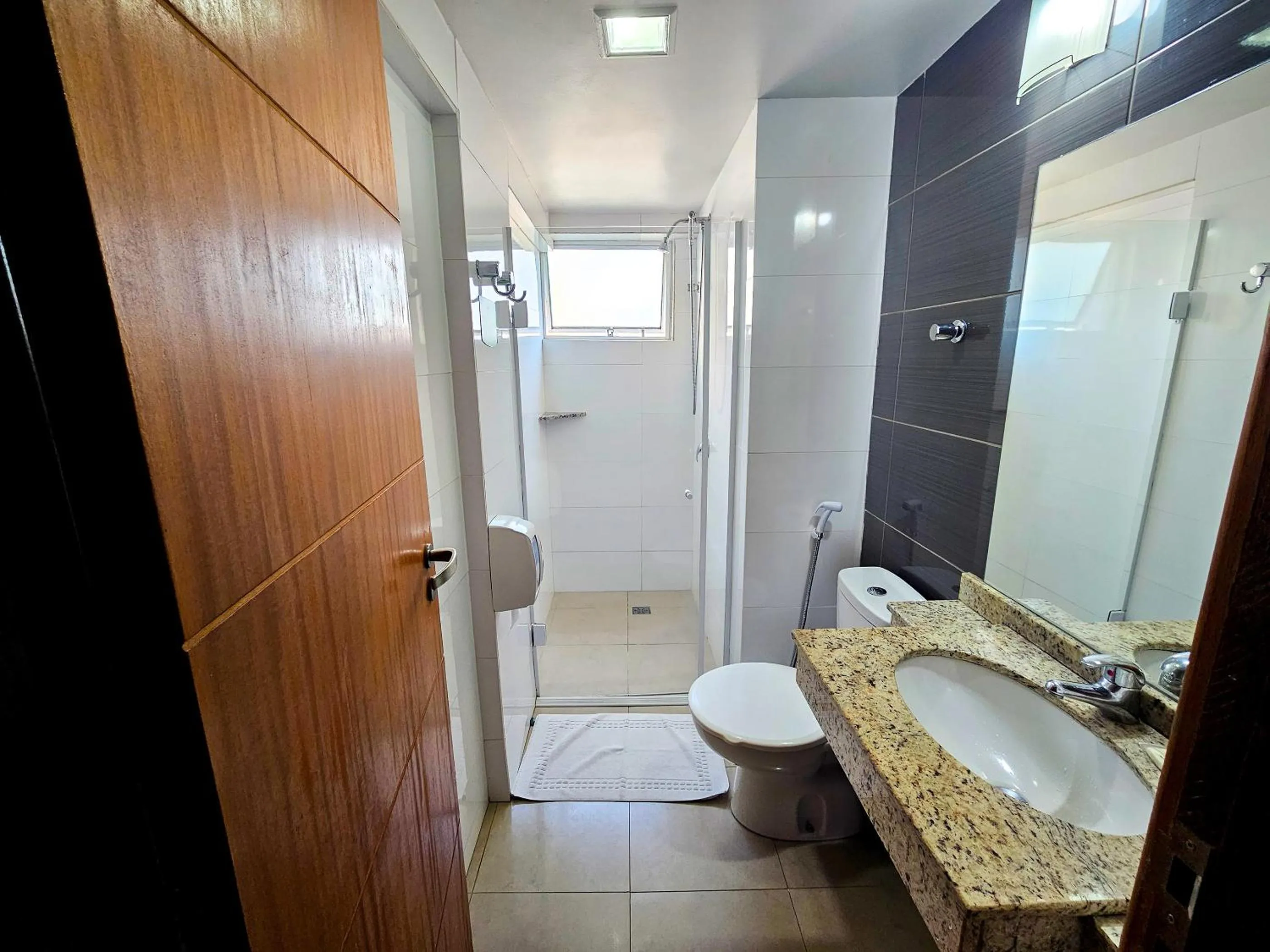 Bathroom in CLH Suítes Foz do Iguaçu