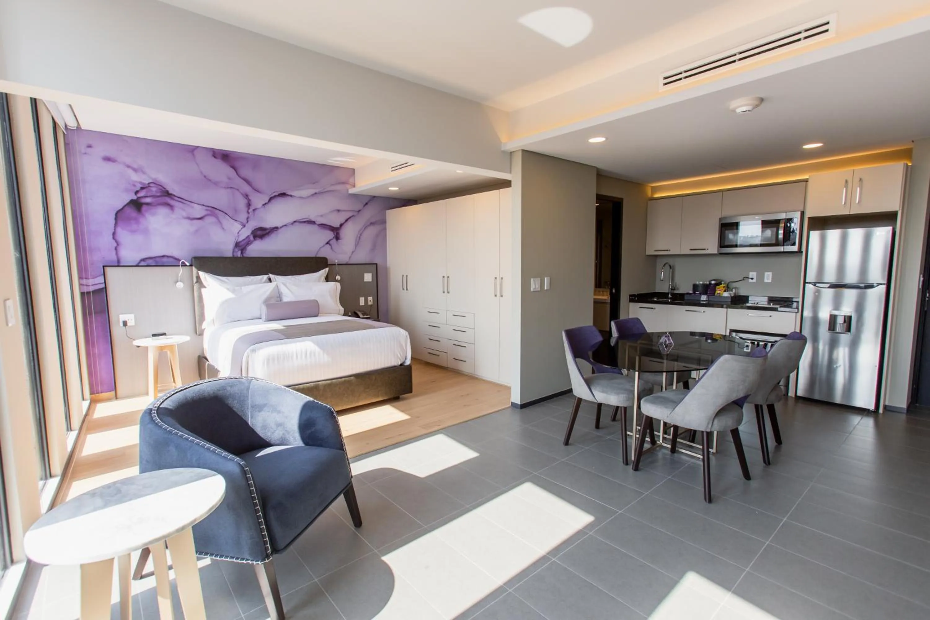 Photo of the whole room in HS HOTSSON CDMX Condesa Sur