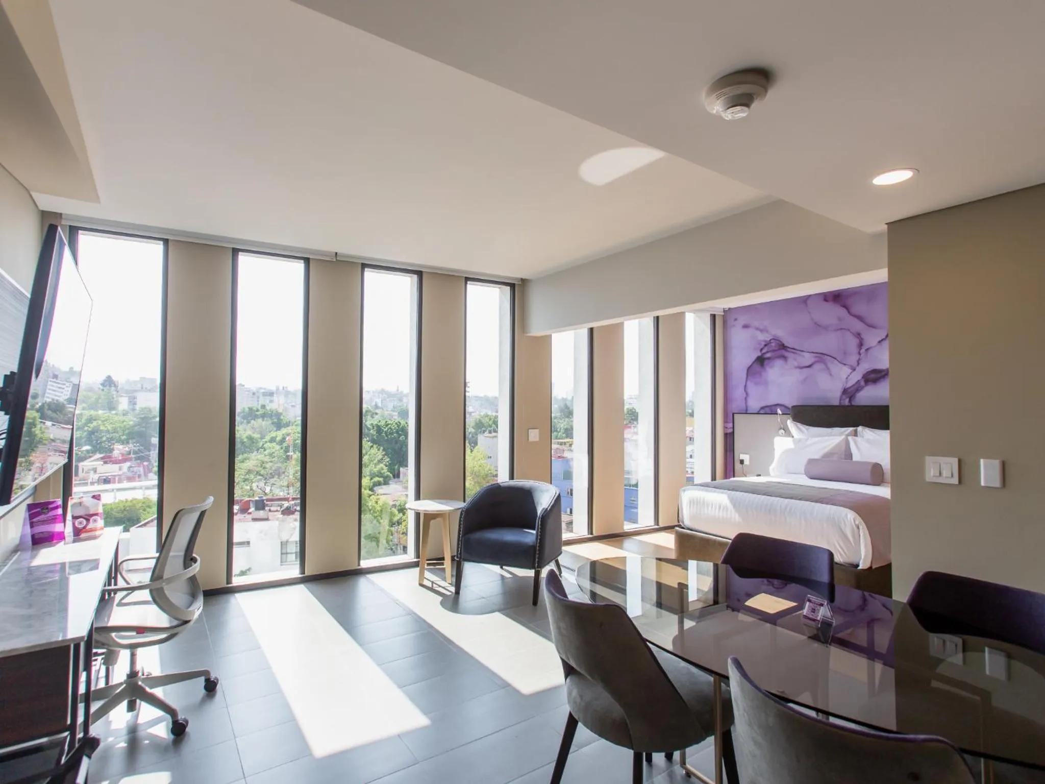 Photo of the whole room in HS HOTSSON CDMX Condesa Sur