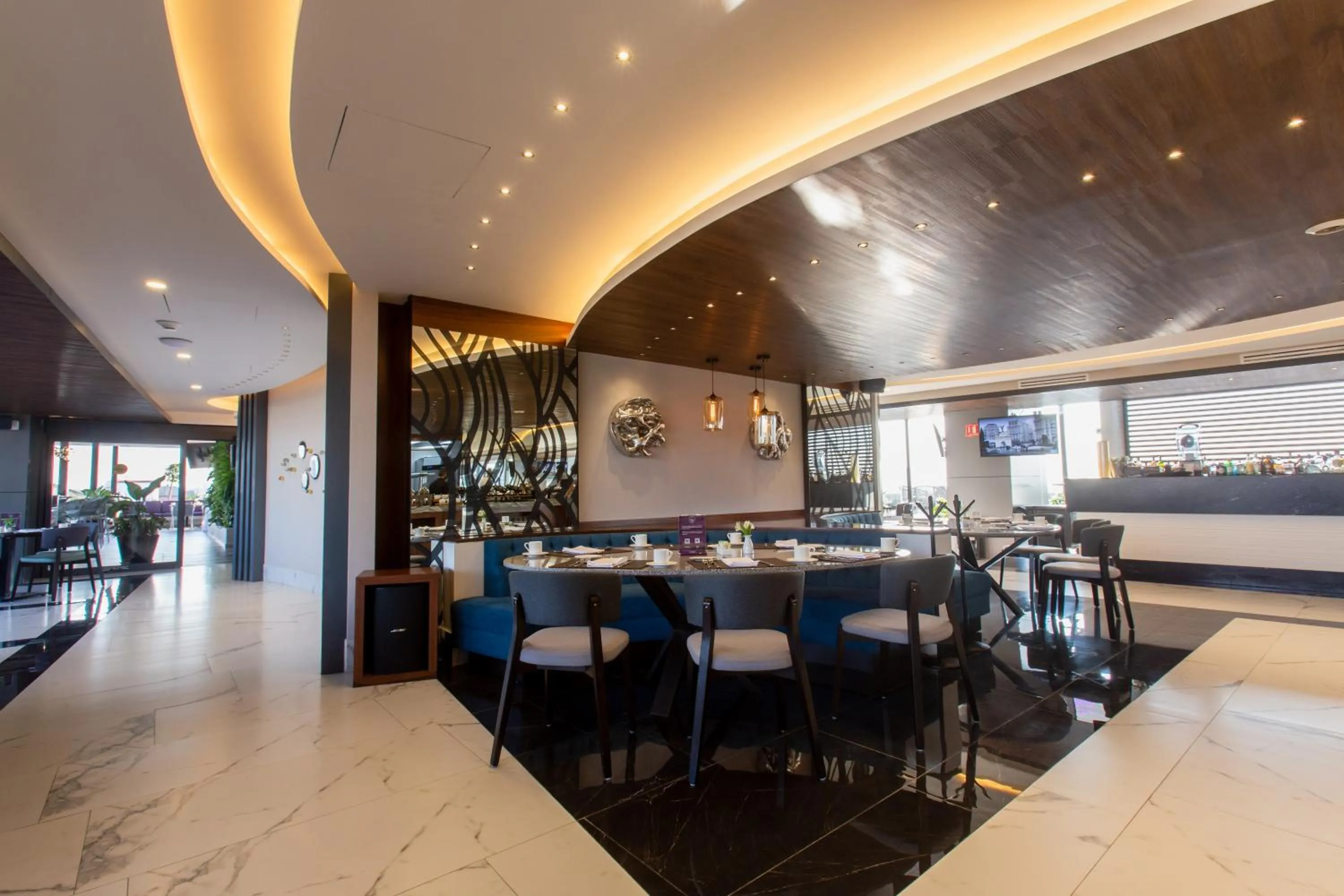 Restaurant/places to eat in HS HOTSSON CDMX Condesa Sur