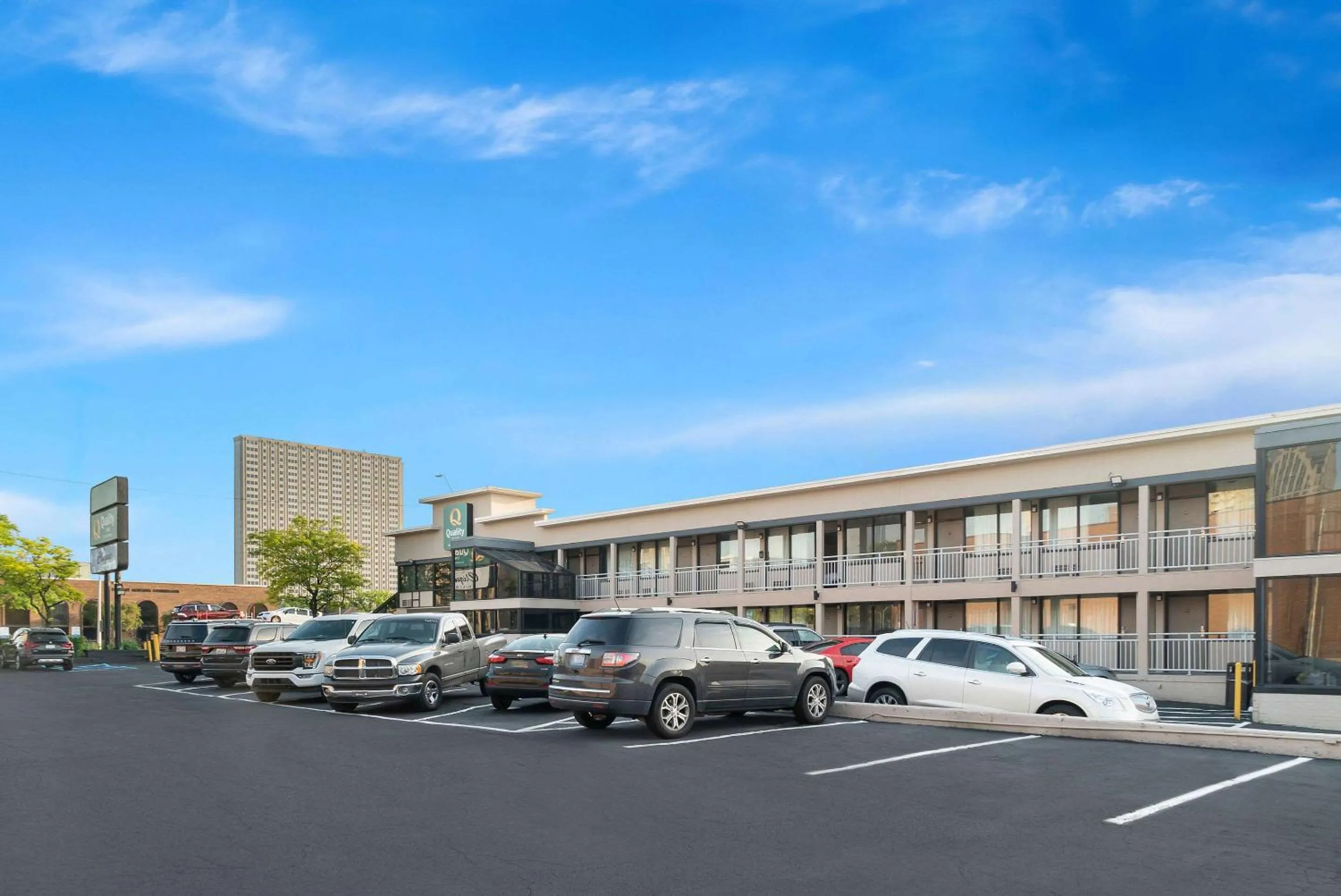 Property building in Quality Inn Detroit Downtown