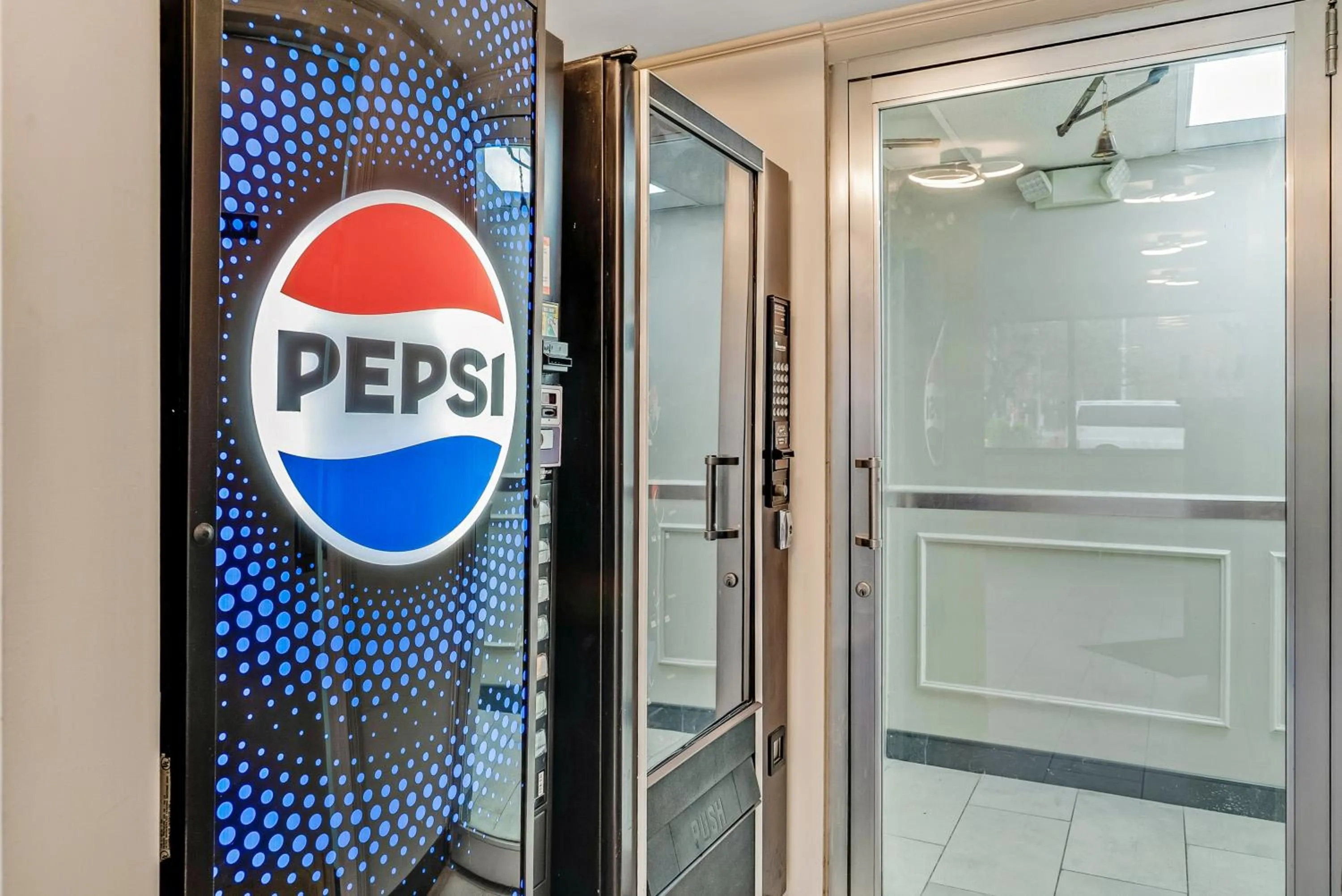 vending machine in Quality Inn Detroit Downtown