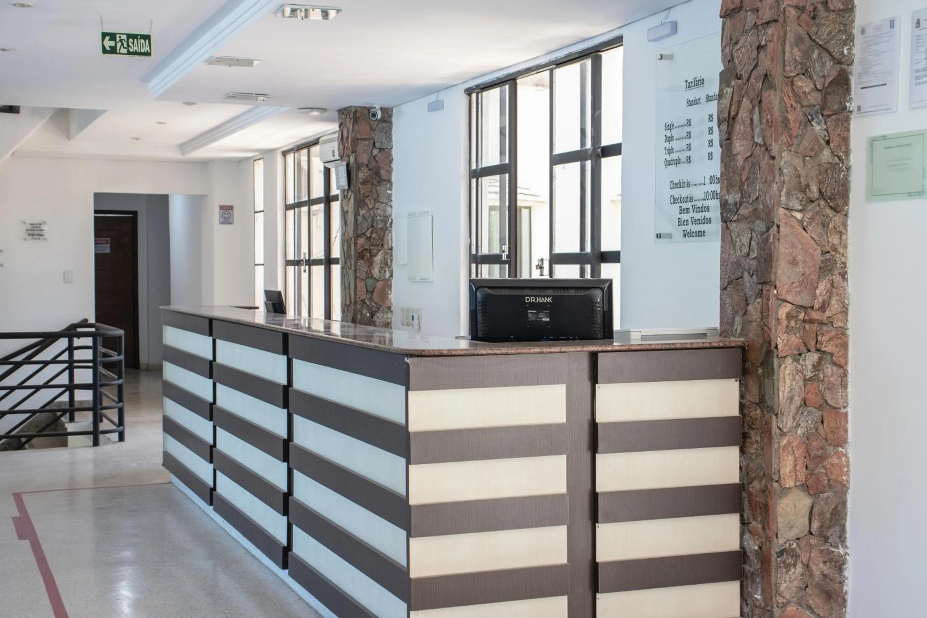 Lobby or reception in Hotel Castelo Branco