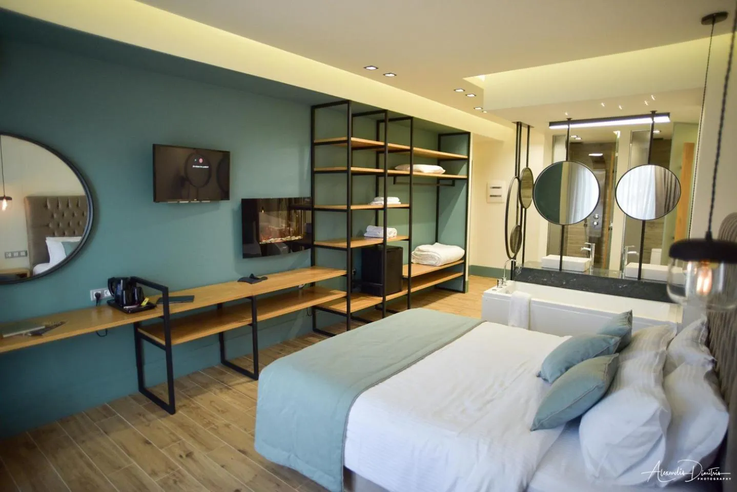 Photo of the whole room, Bed in Thalassa Apart Hotel
