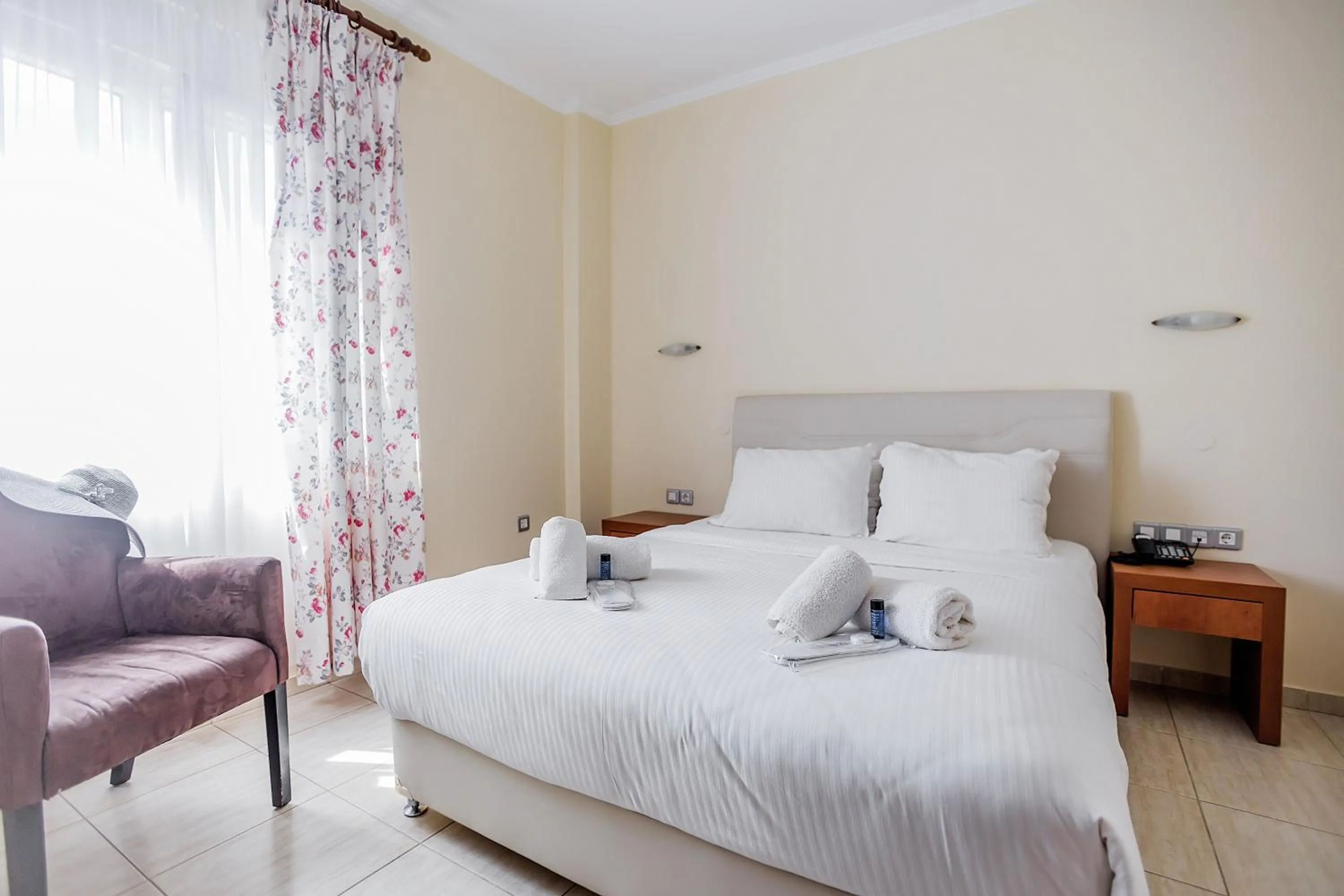 Bed in Thalassa Apart Hotel