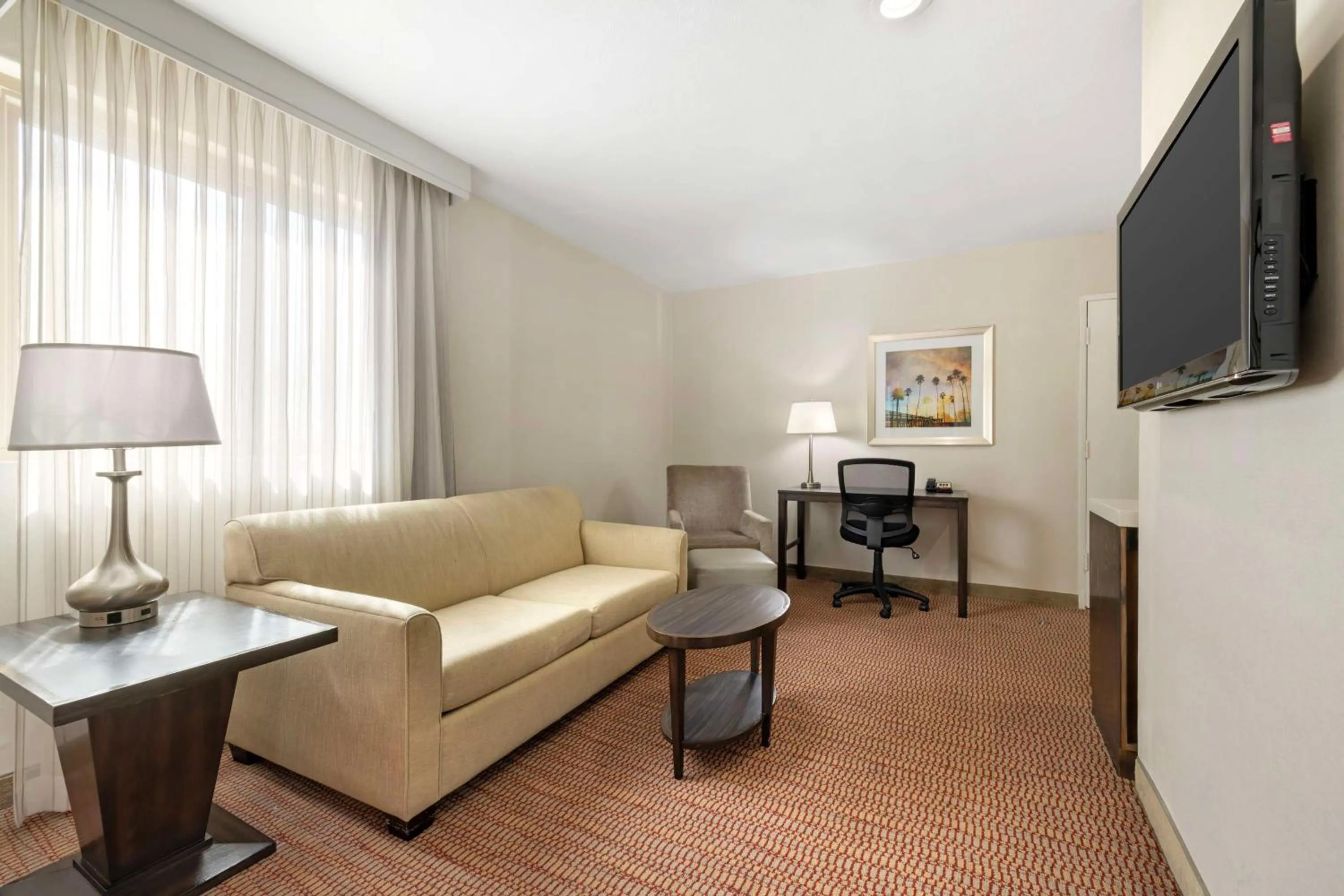 Photo of the whole room in Best Western Royal Palace Inn & Suites