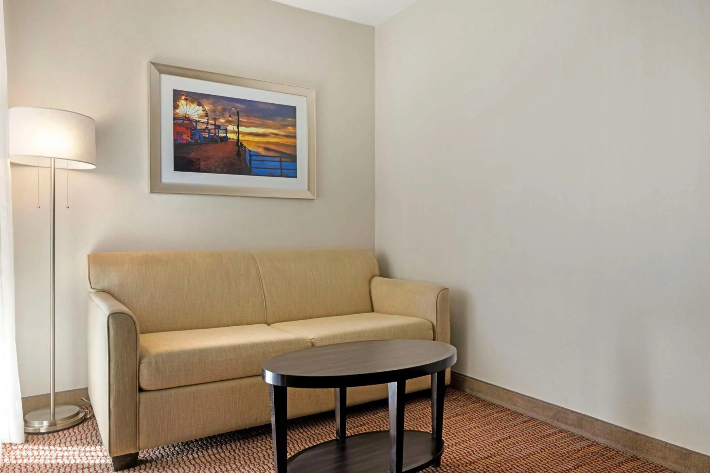 Bedroom in Best Western Royal Palace Inn & Suites