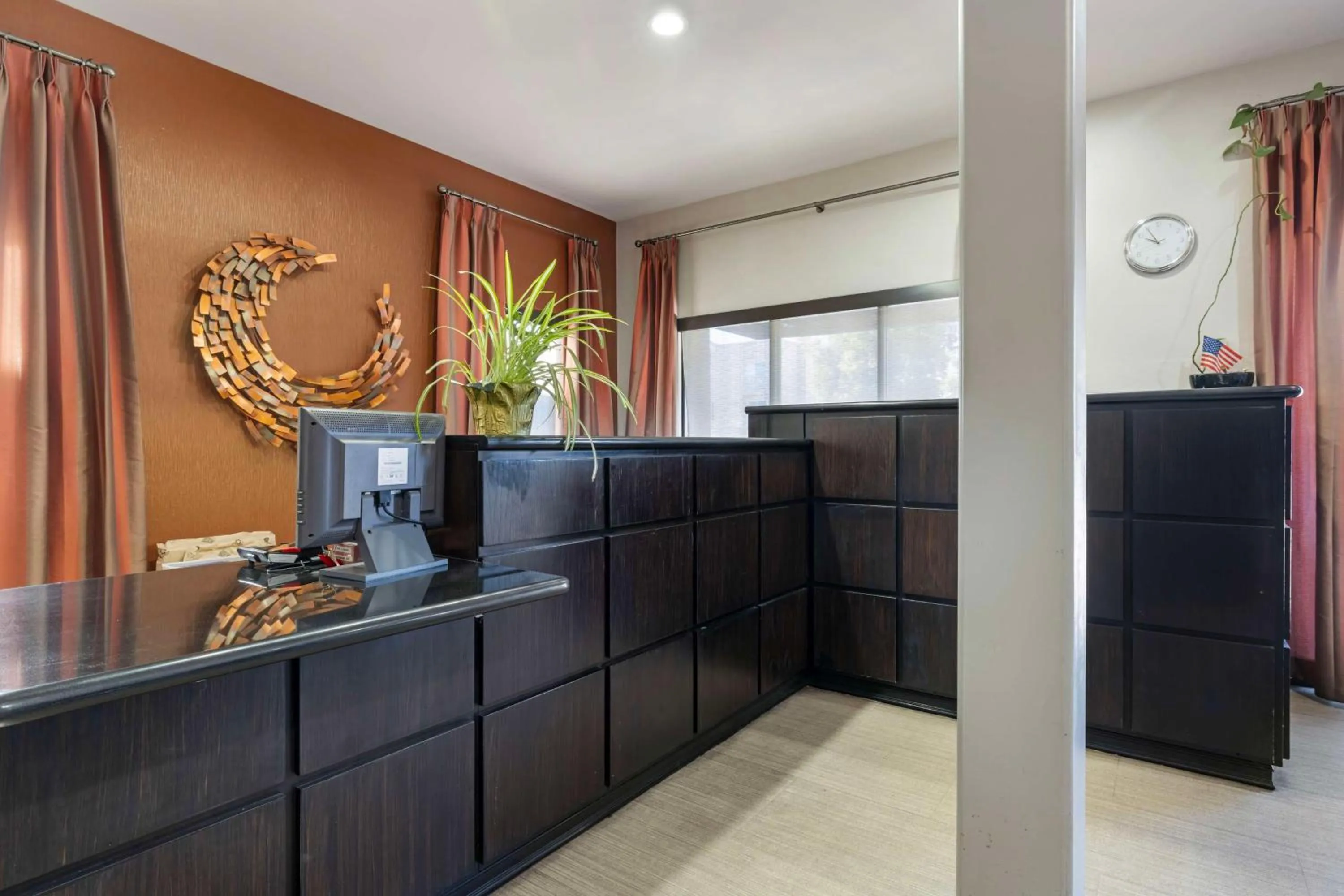 Lobby or reception in Best Western Royal Palace Inn & Suites