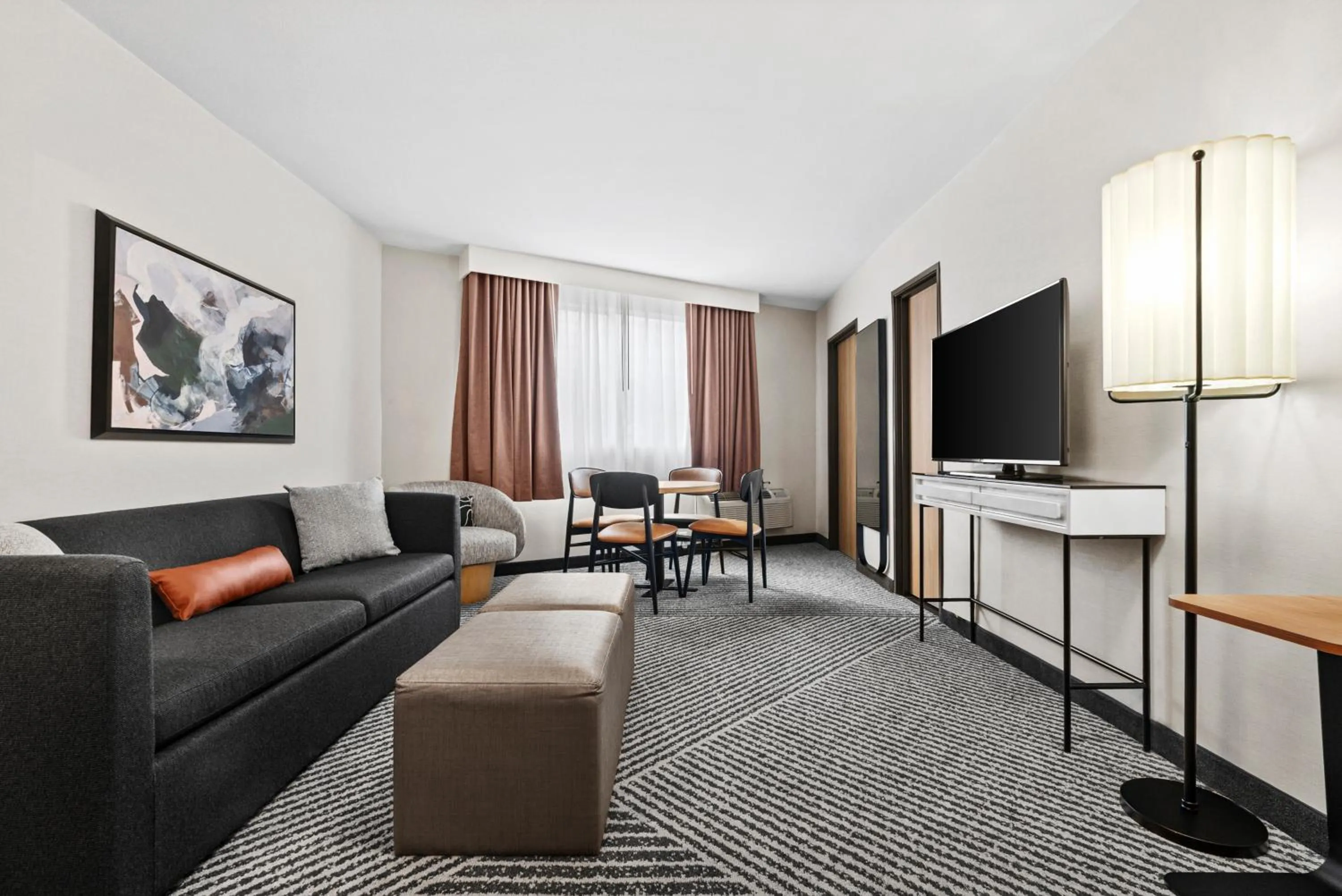 Living room in Royal Palace Westwood Hotel