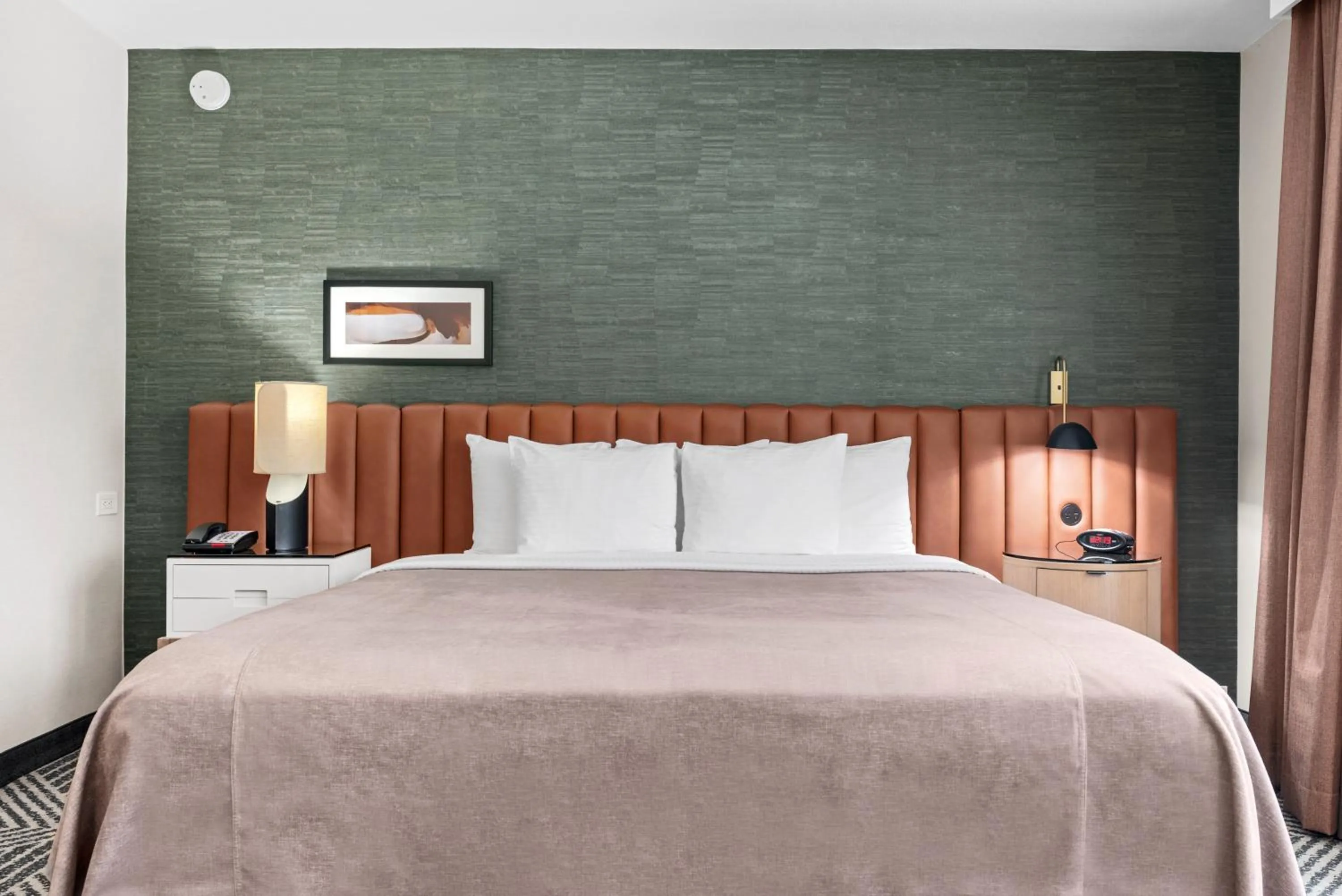 Bed in Royal Palace Westwood Hotel