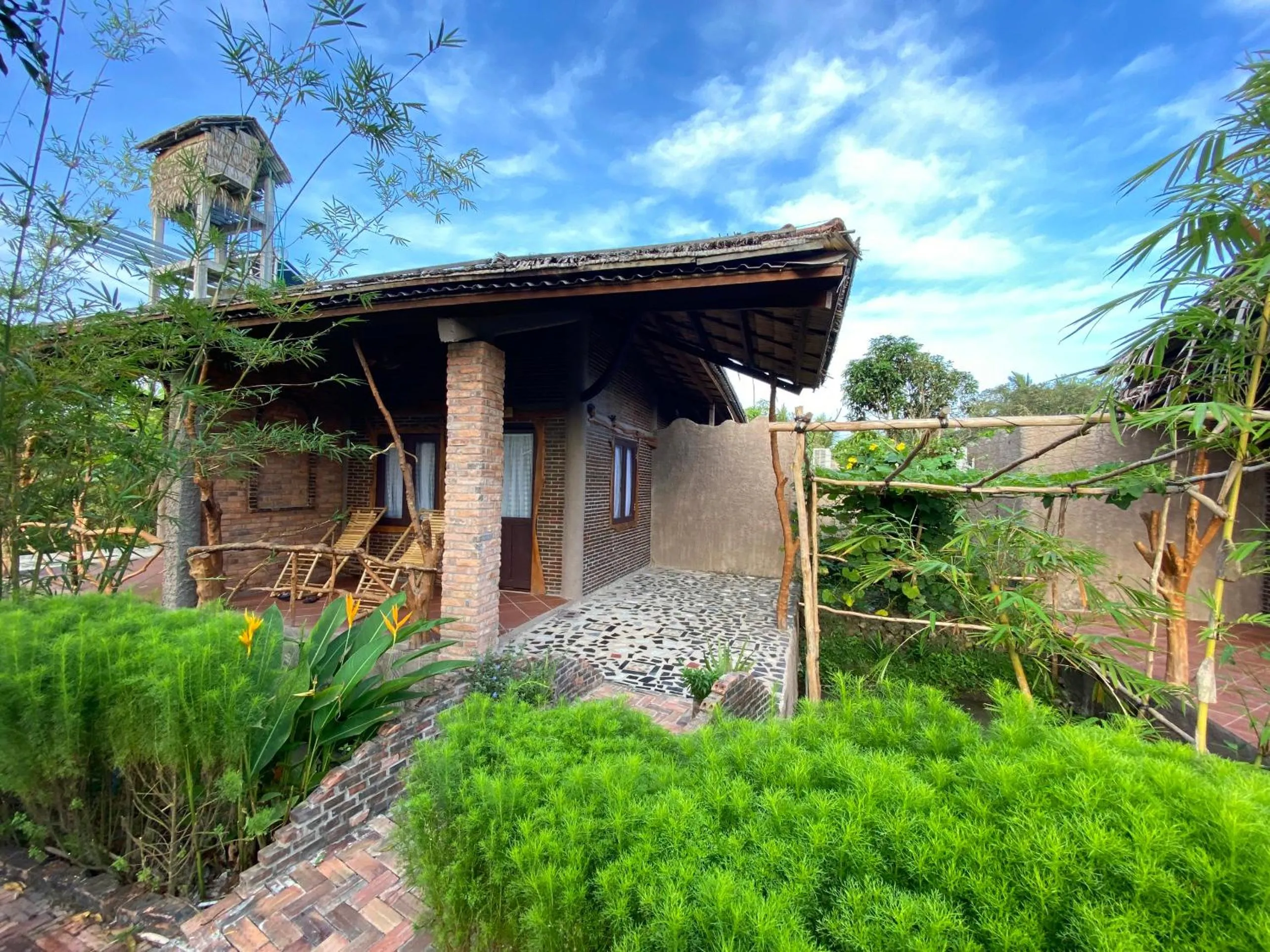 Garden in MEKONG SILT ECOLODGE
