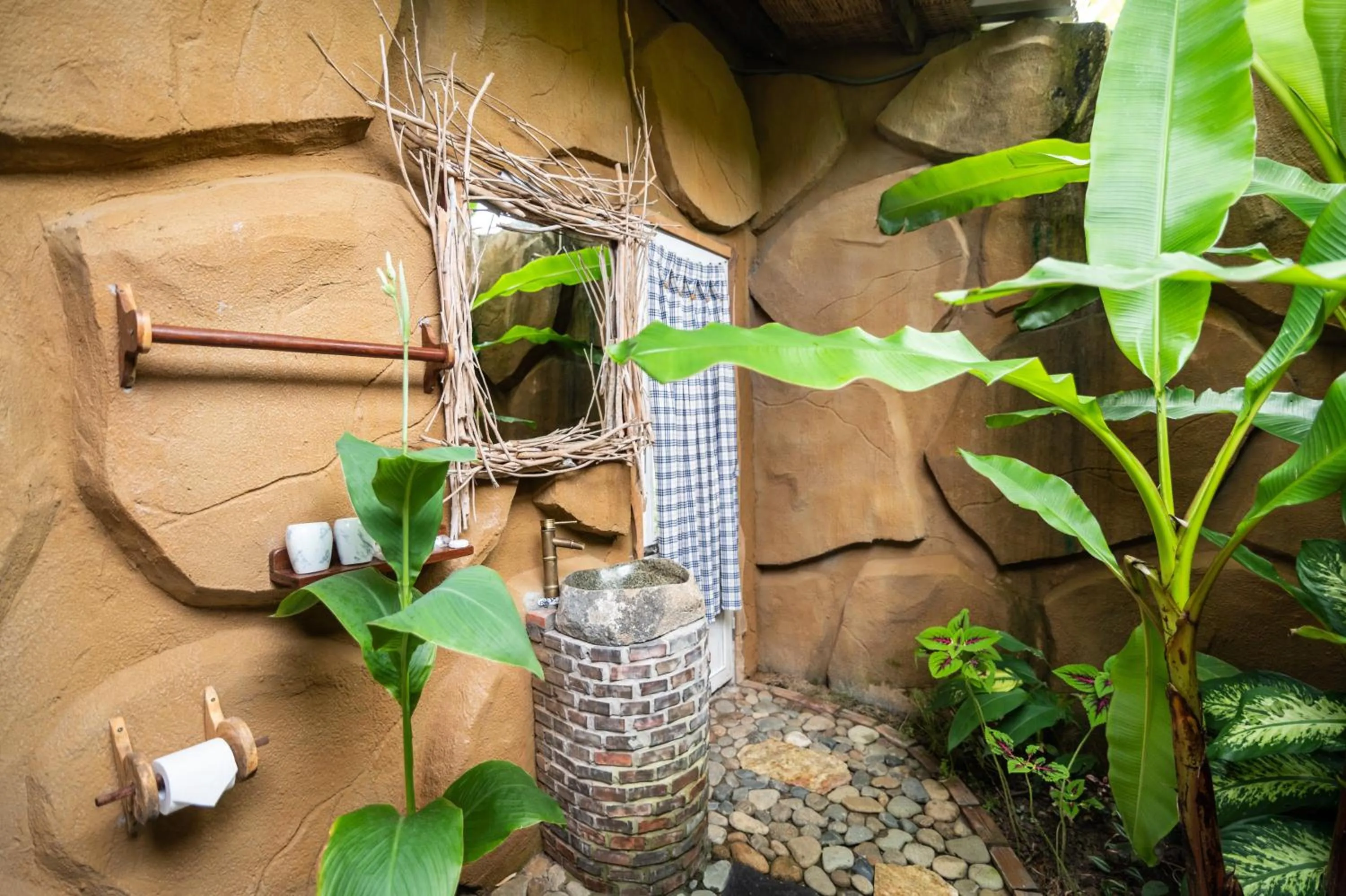 Bowling in MEKONG SILT ECOLODGE