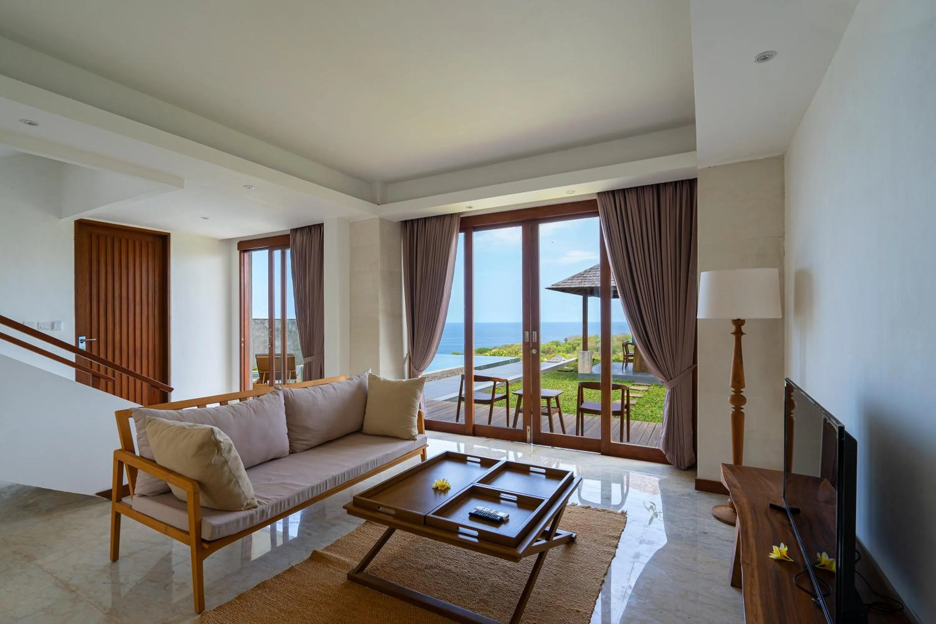 TV and multimedia in Moritz Palm Villa